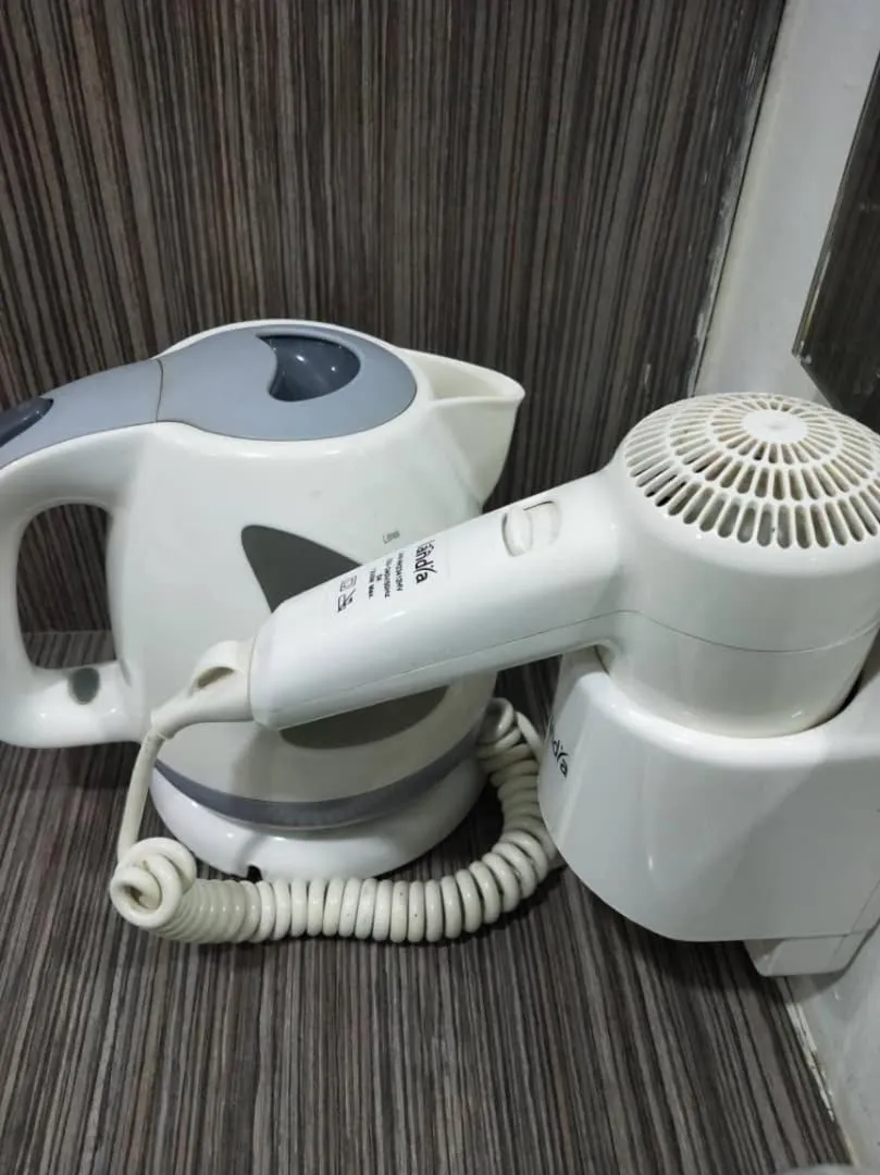 Coffee/tea facilities in D'Metro Hotel