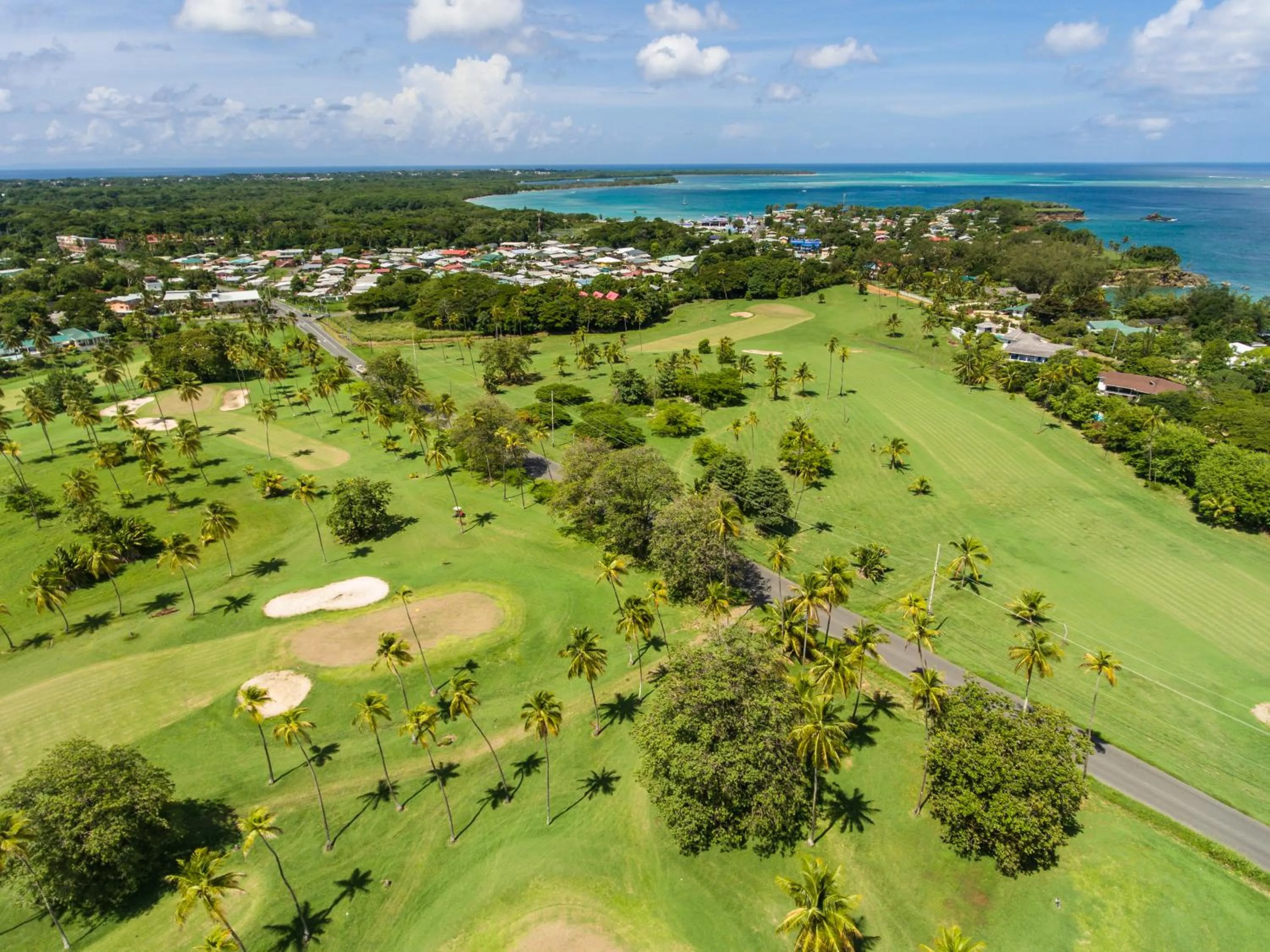 Golfcourse in Mount Irvine Bay Resort