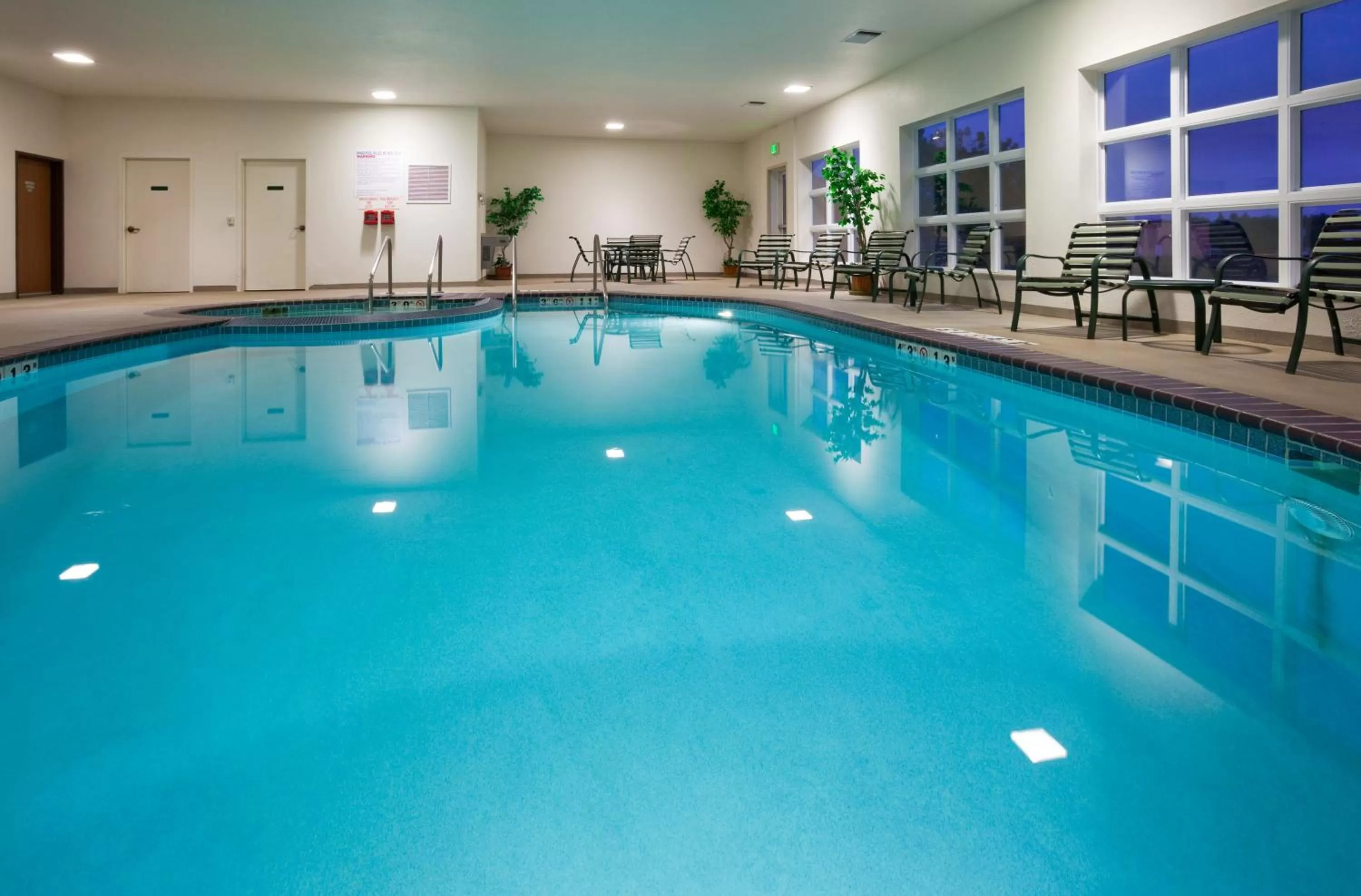 Swimming pool in Holiday Inn Express Hotel and Suites Stevens Point by IHG