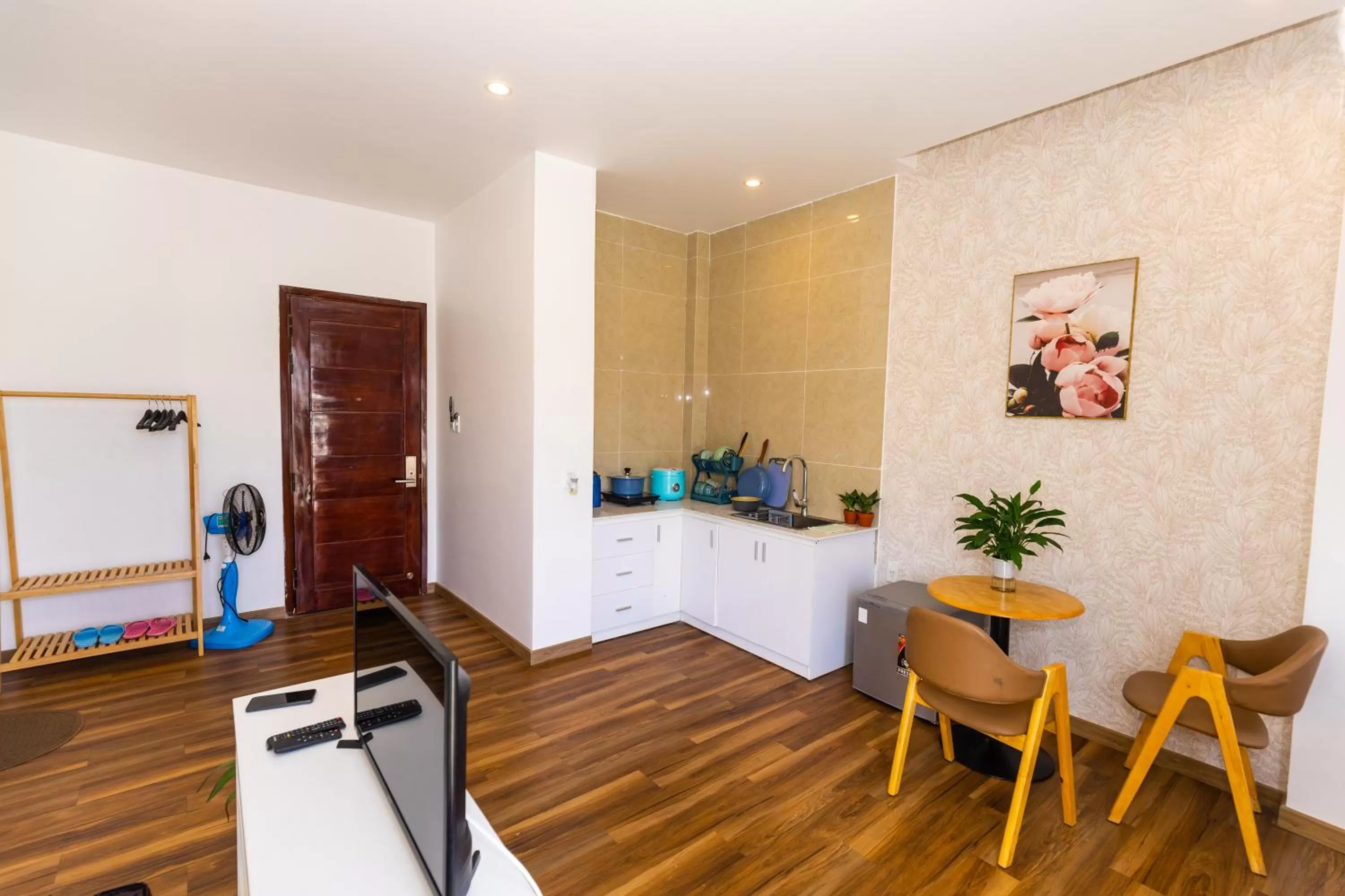 Seating area in Ngàn Phố Studio & Love Hotel