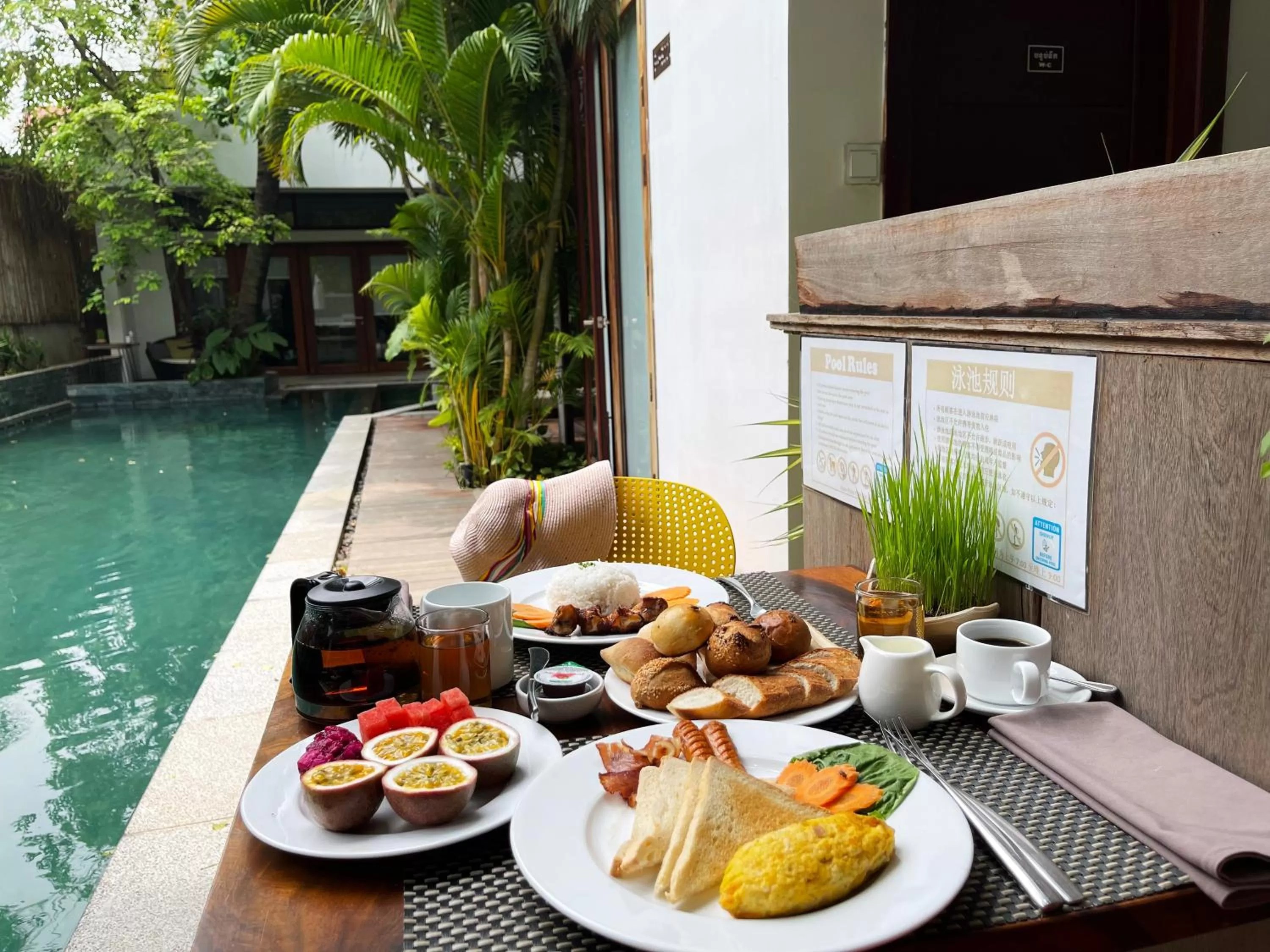 Breakfast in Sarina Hotel & Villa