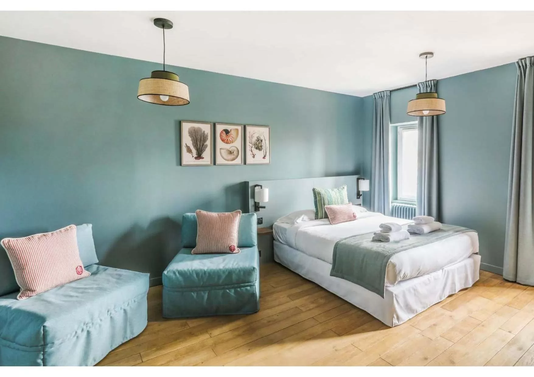 Bed in Hôtel Restaurant Le Cap