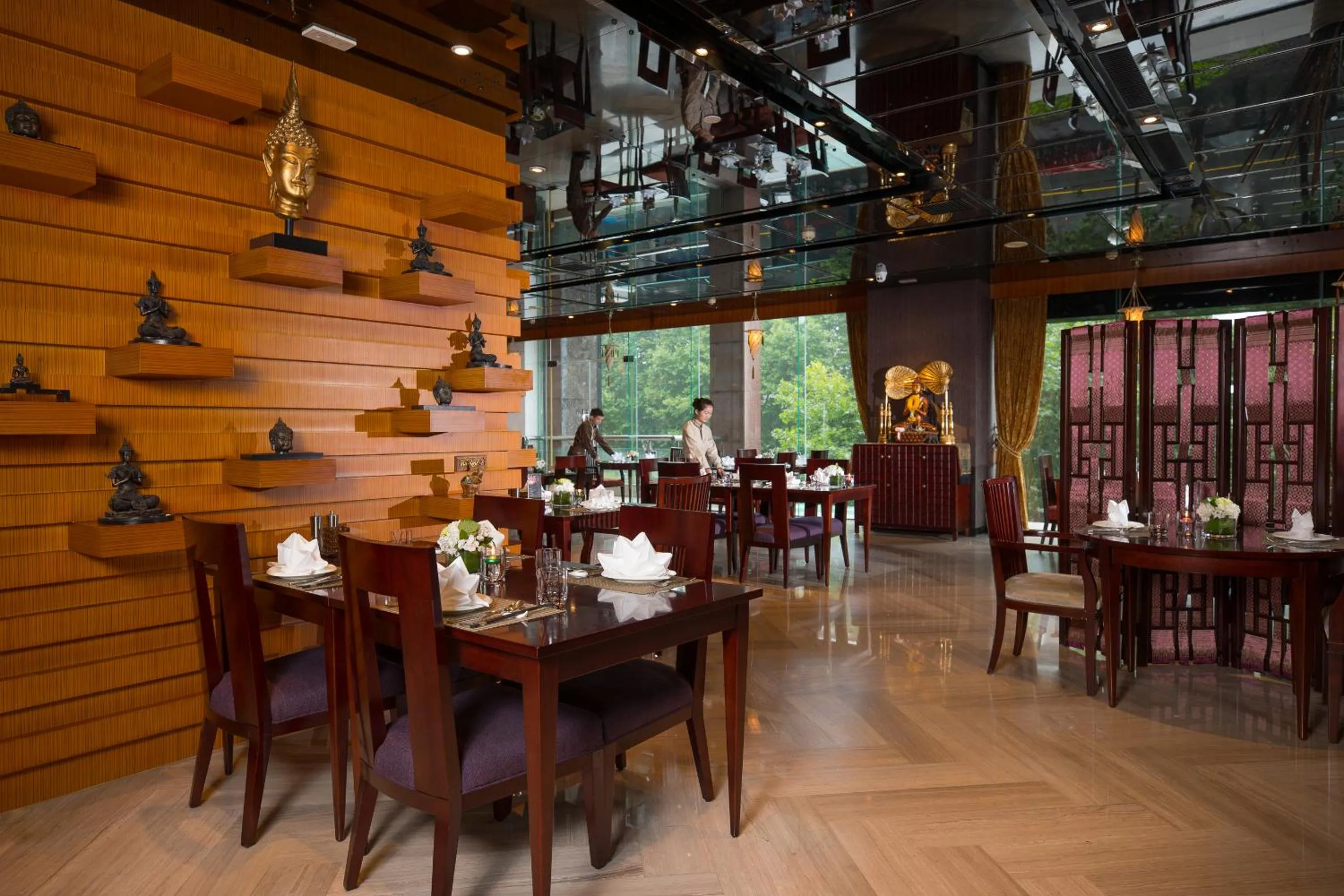 Restaurant/places to eat in Wyndham Grand Plaza Royale Hangzhou