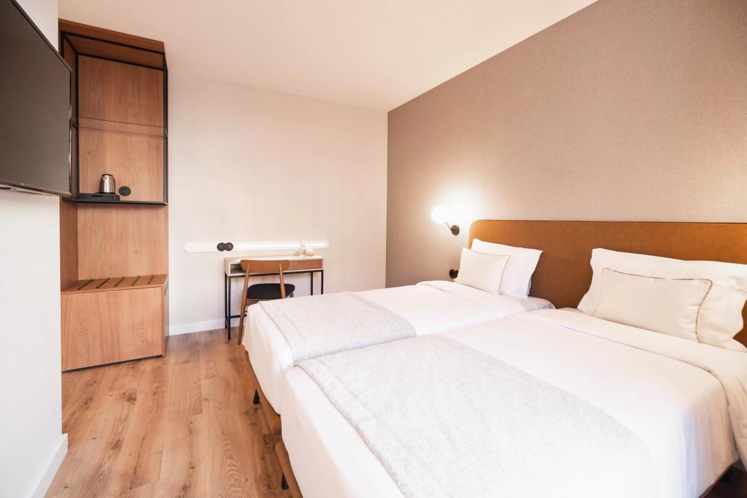 Bed in LX SoHo Boutique Hotel by RIDAN Hotels