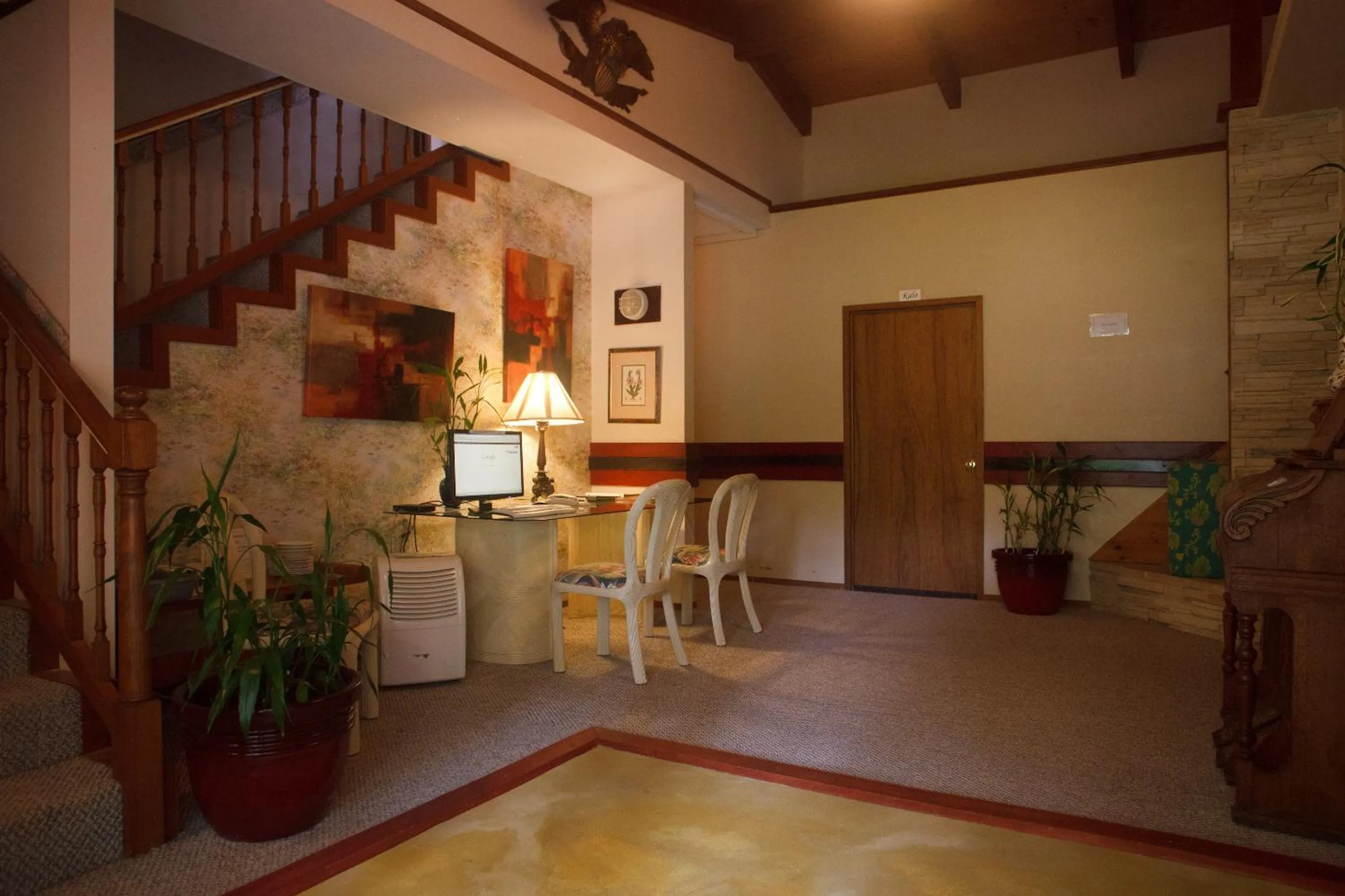 Lobby or reception in Lokahi Lodge