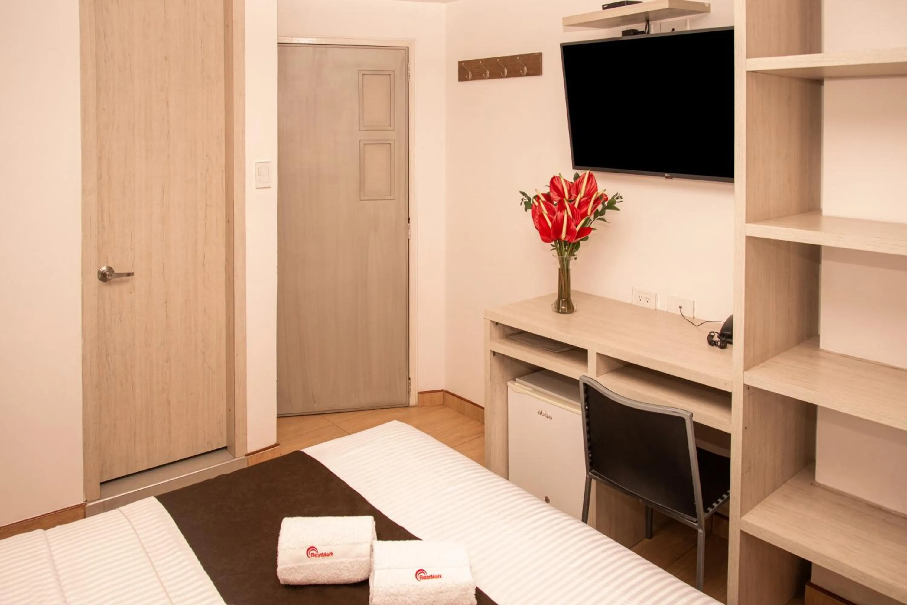 Bed in Hotel Bestmark Platino