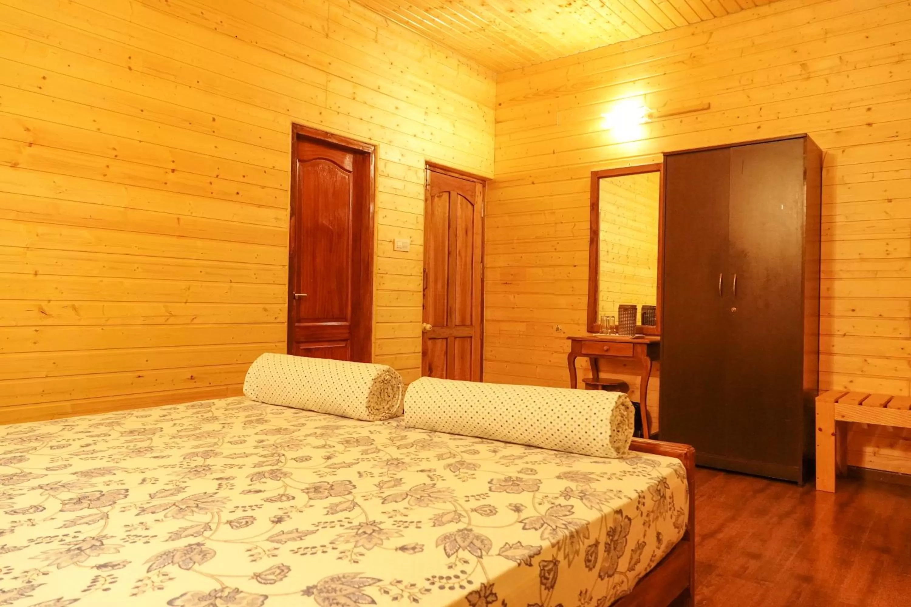 Bed in LABDHI RESORTS Stag Groups not allowed