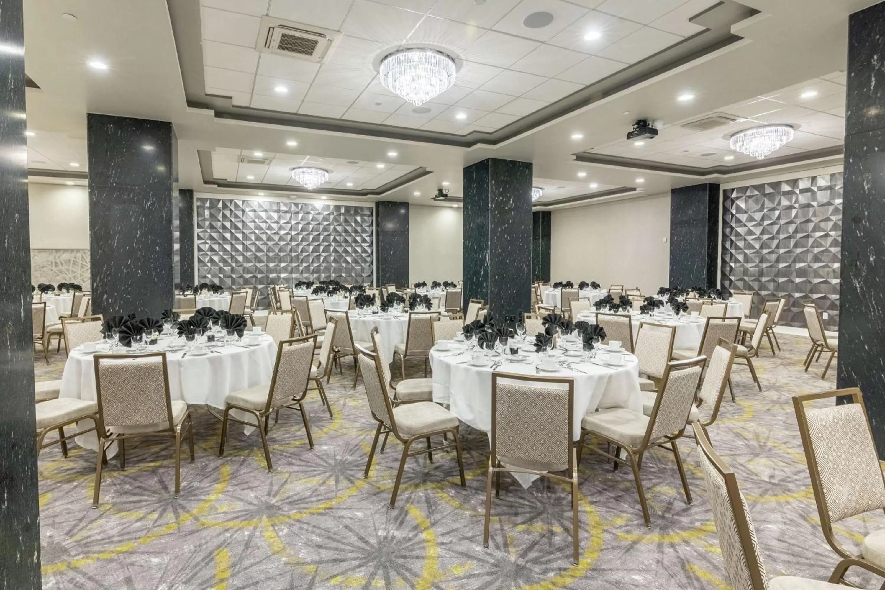 Meeting/conference room in Hilton Garden Inn Wichita Downtown, Ks