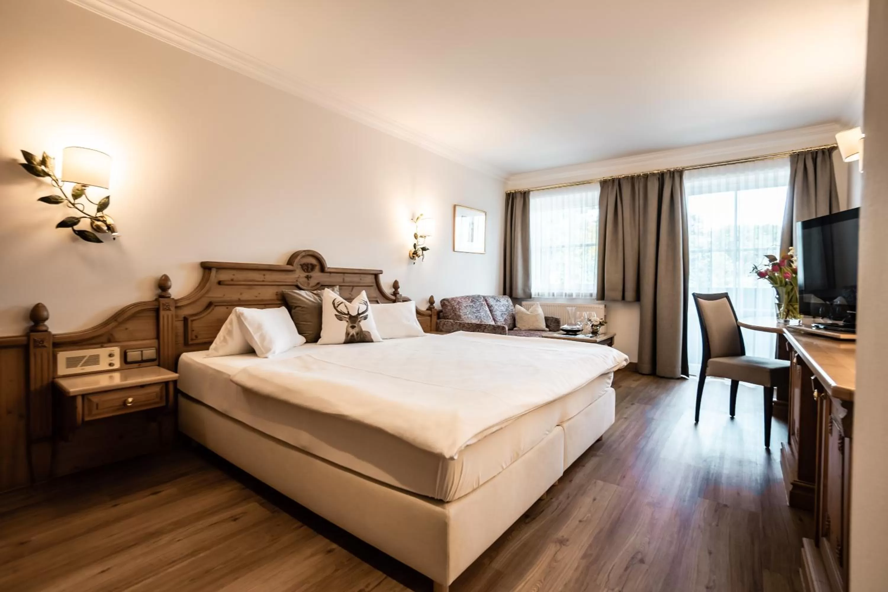 Photo of the whole room, Bed in Hotel Hubertushof