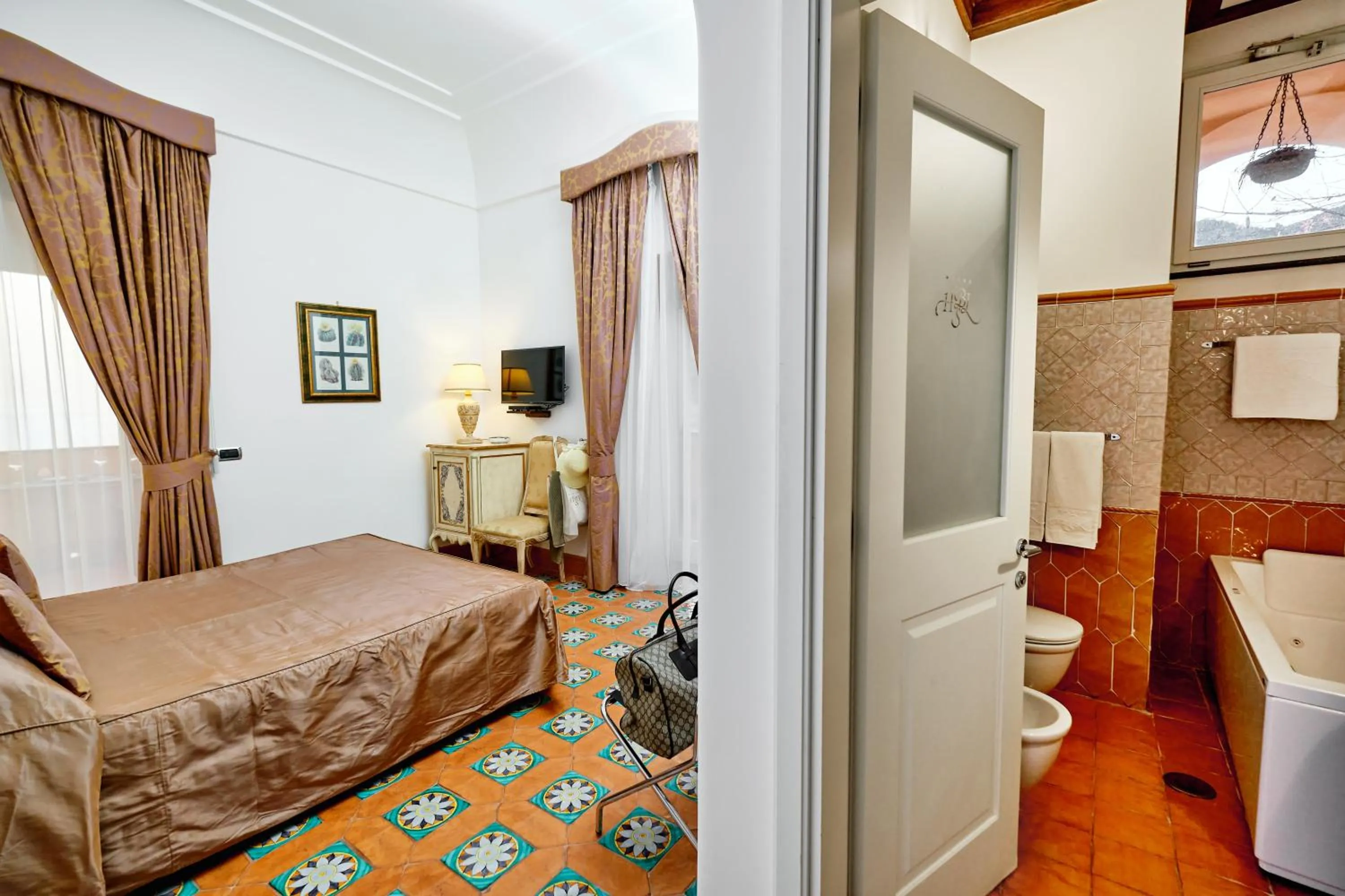 Photo of the whole room, Bed in Hotel Botanico San Lazzaro