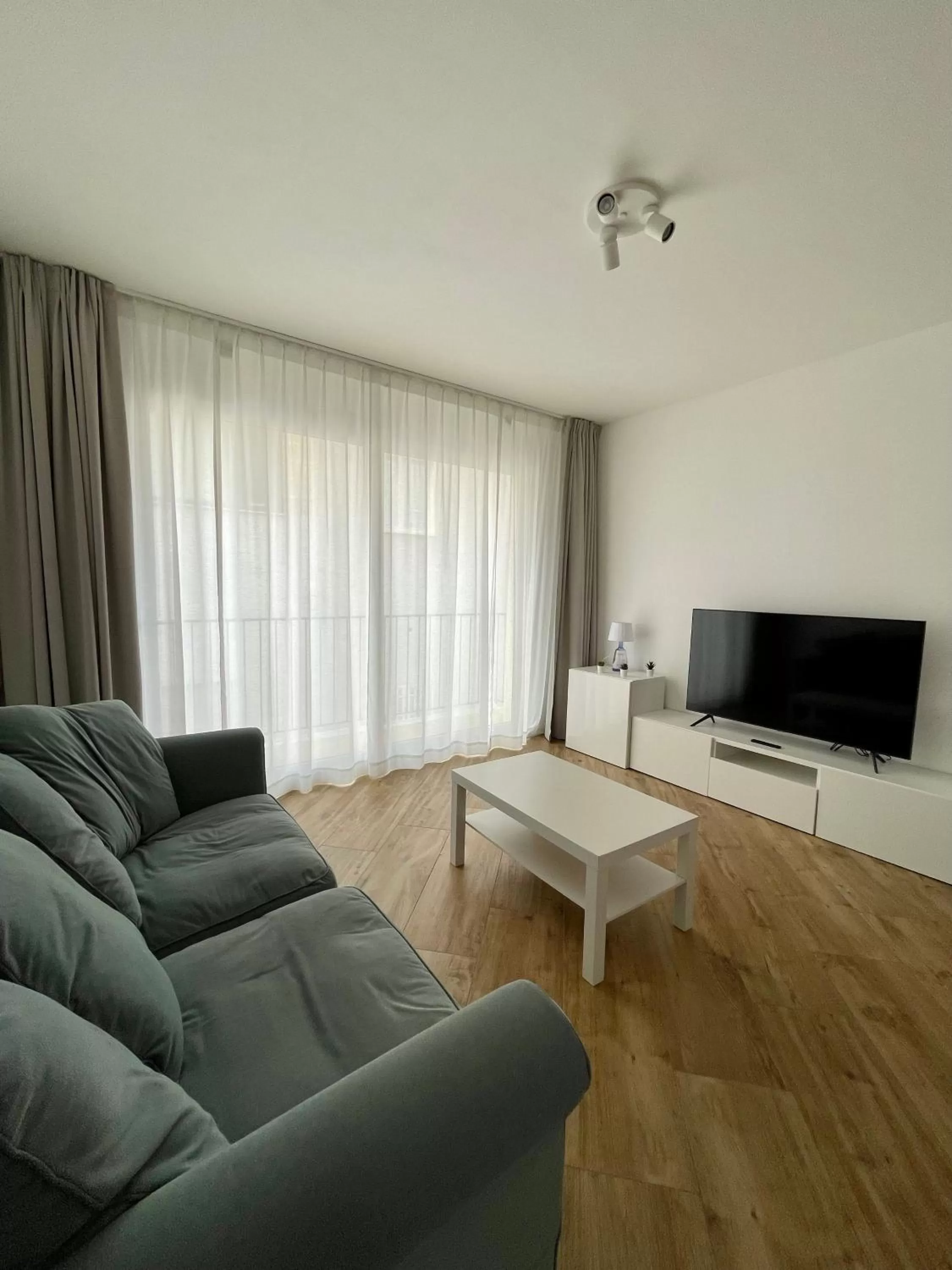 Communal lounge/ TV room in ALBARIA ROOMS-APARTMENTS