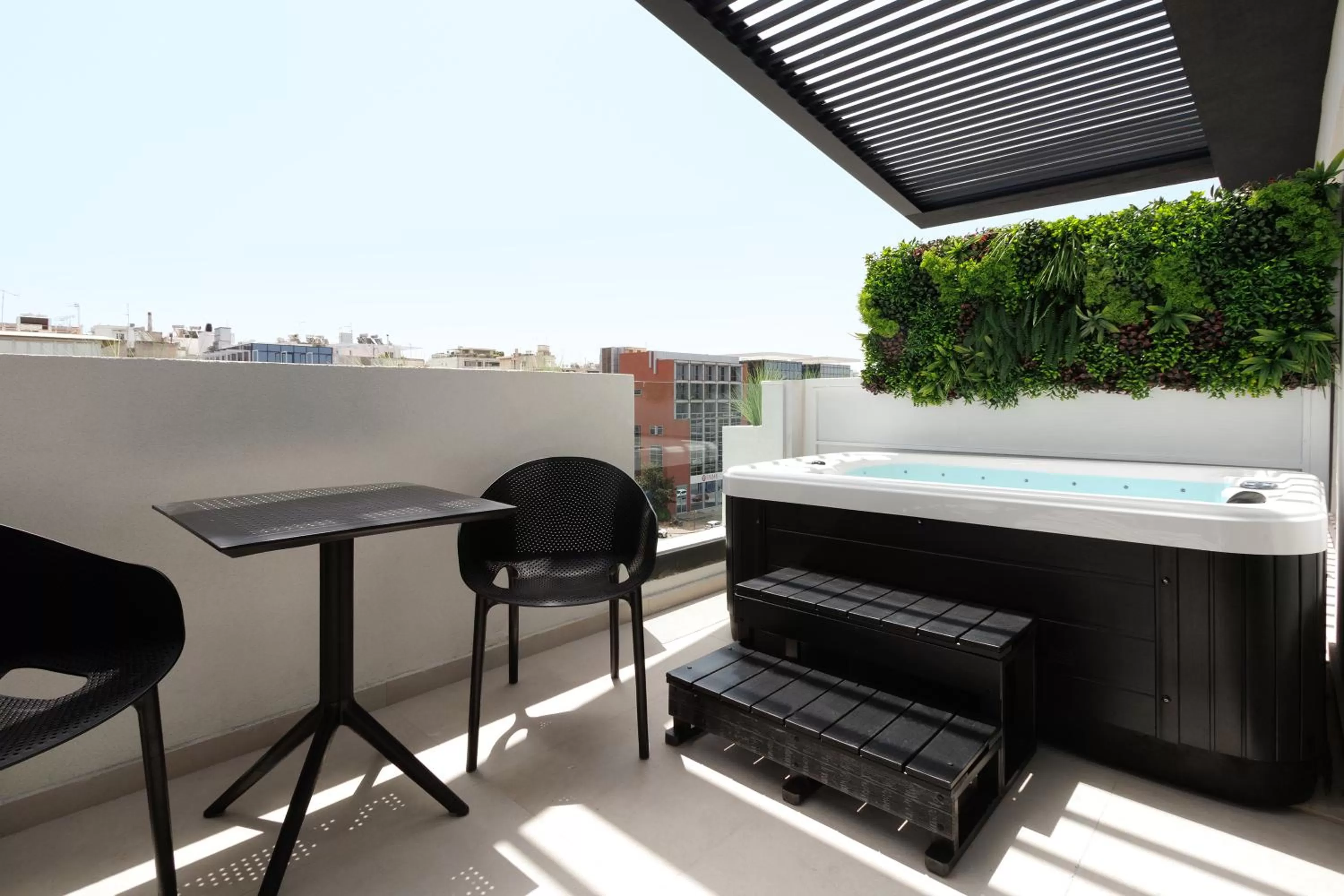 Superior Room with Outdoor Jacuzzi in Hilton Garden Inn Athens Syggrou Avenue