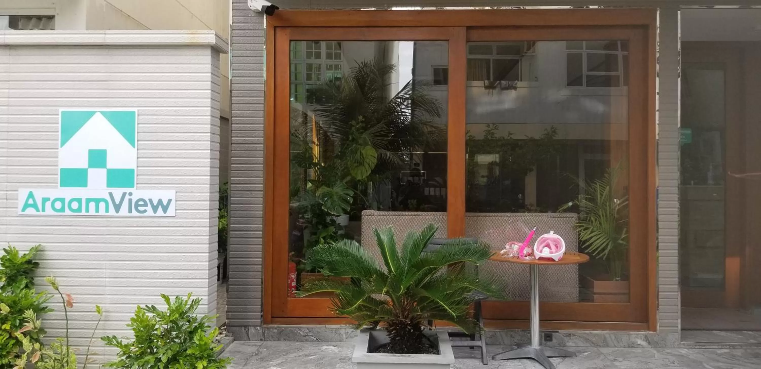 Facade/entrance, Property Logo/Sign in Araamview