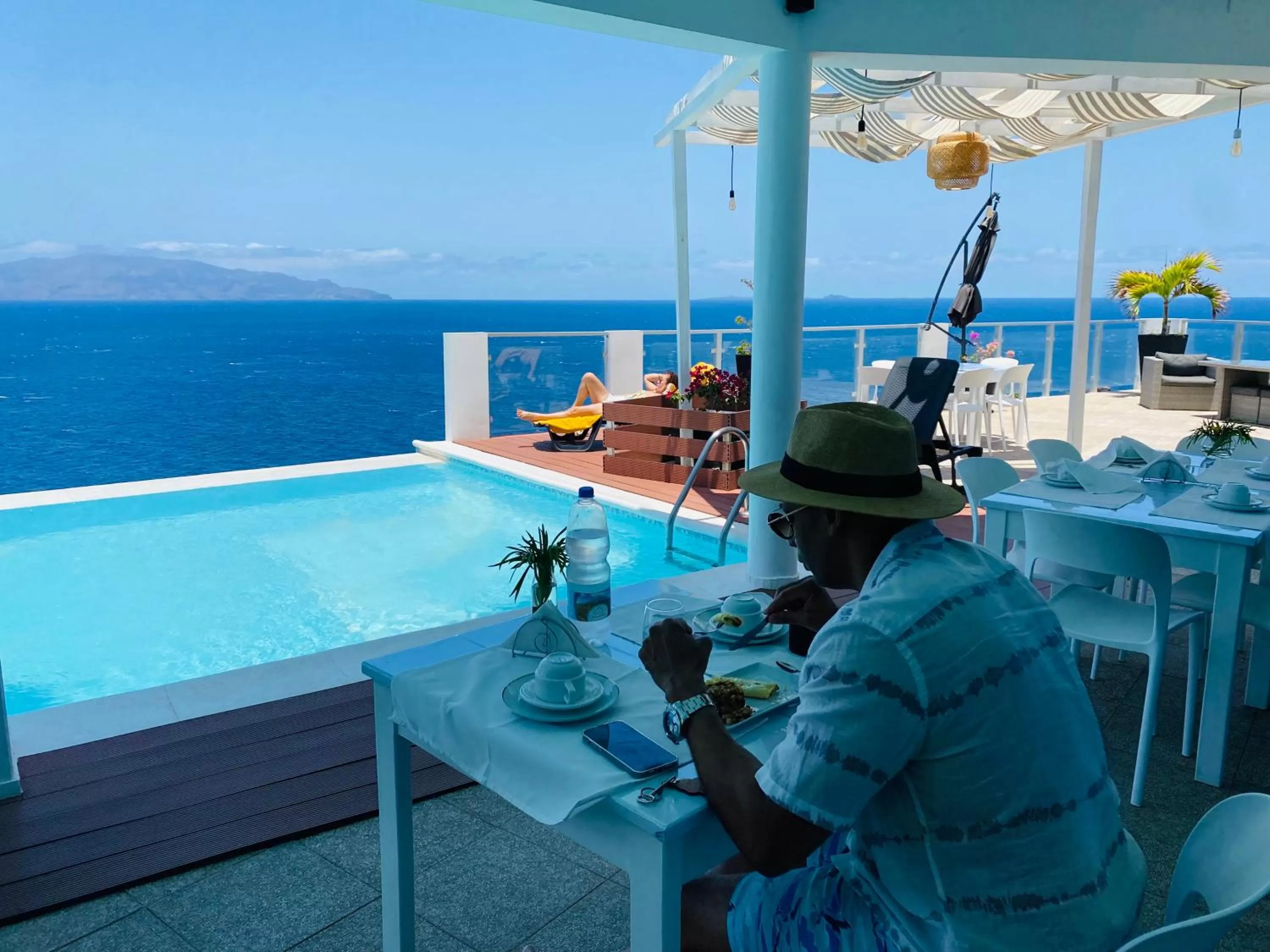 Swimming pool in Fogo Boutique Hotel