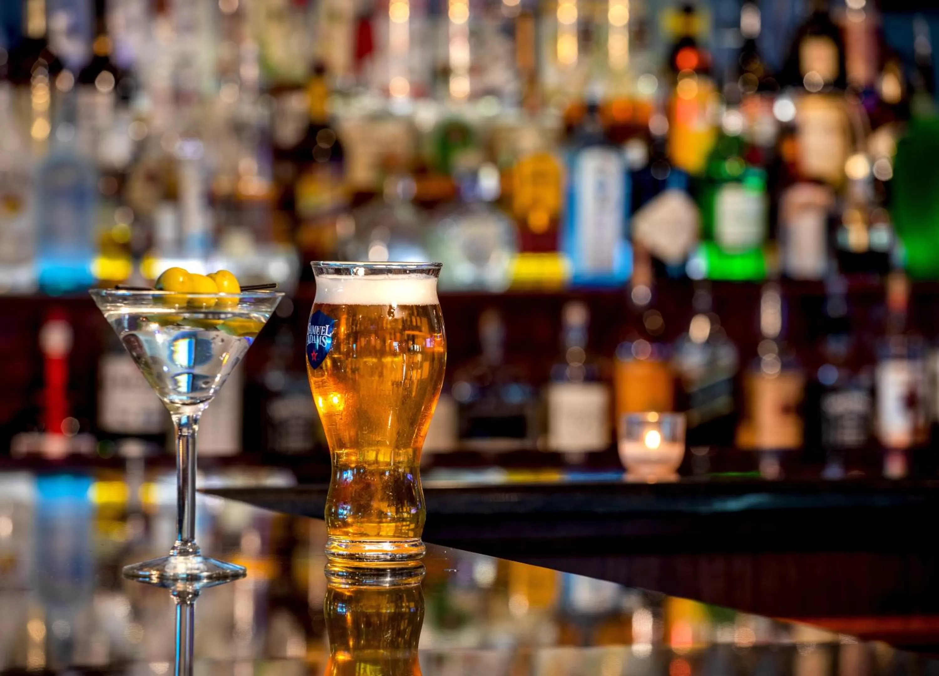 Restaurant/places to eat in Crowne Plaza Boston - Woburn by IHG