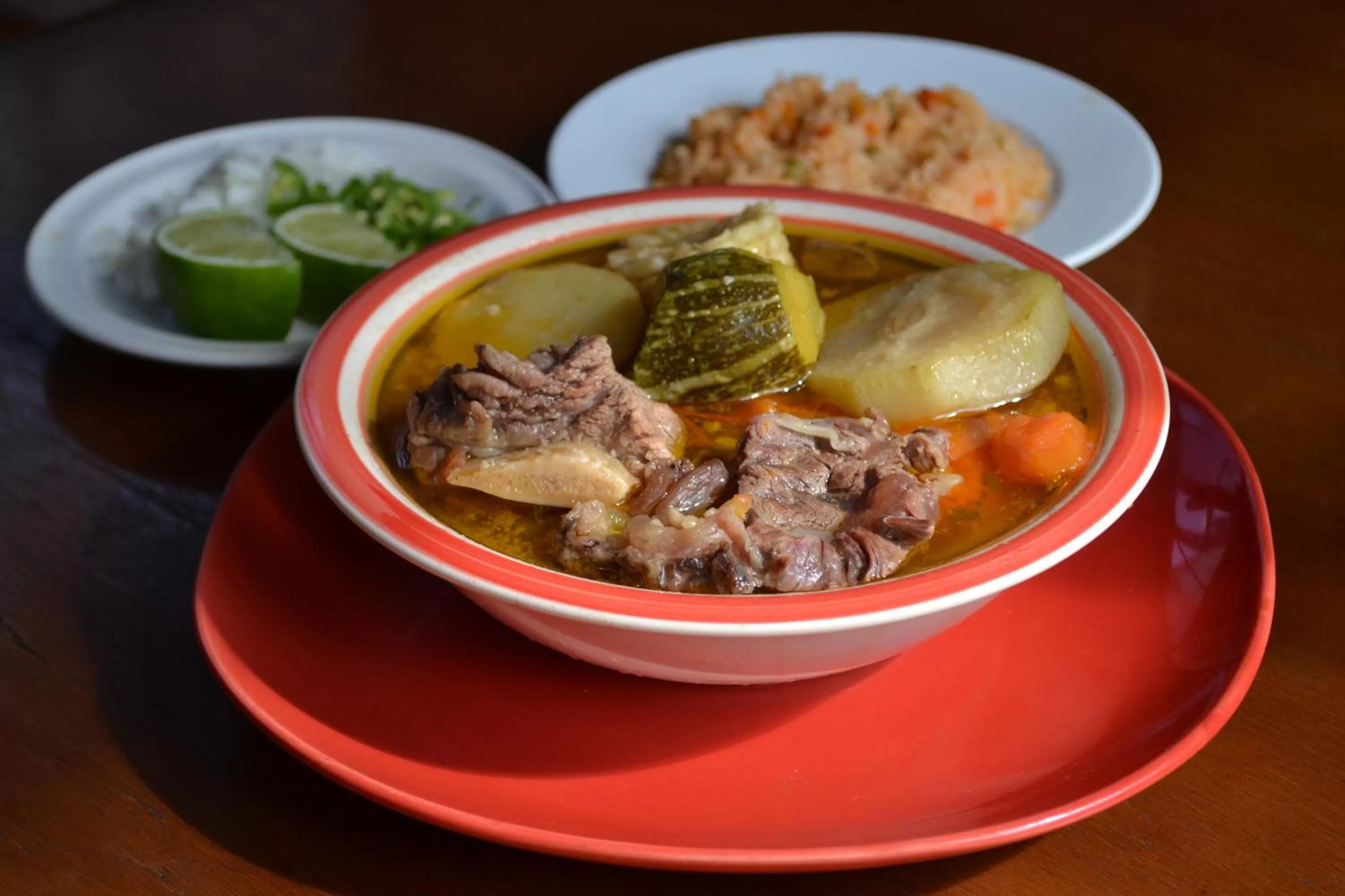 Restaurant/places to eat in Hotel Paraiso