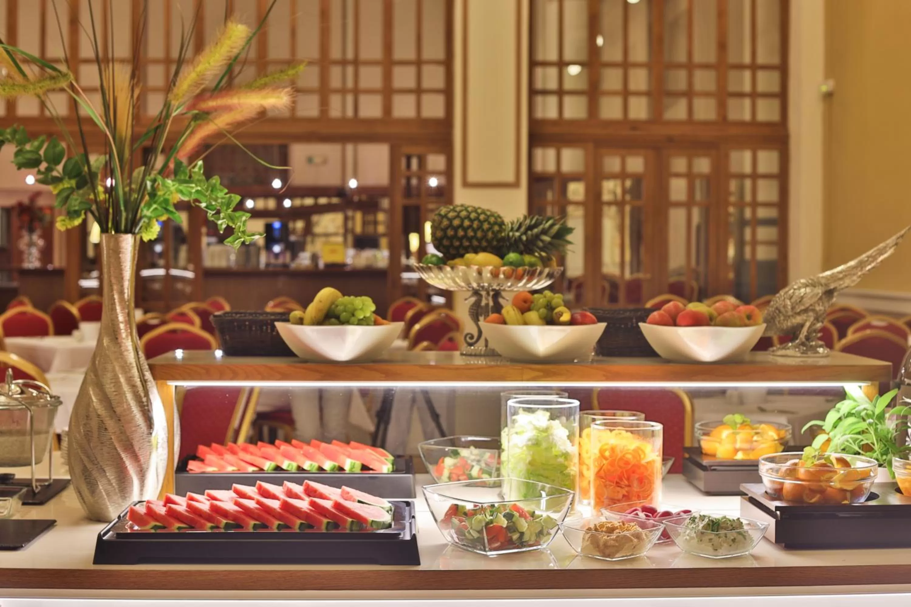 Buffet breakfast in Hotel Ariston Prague