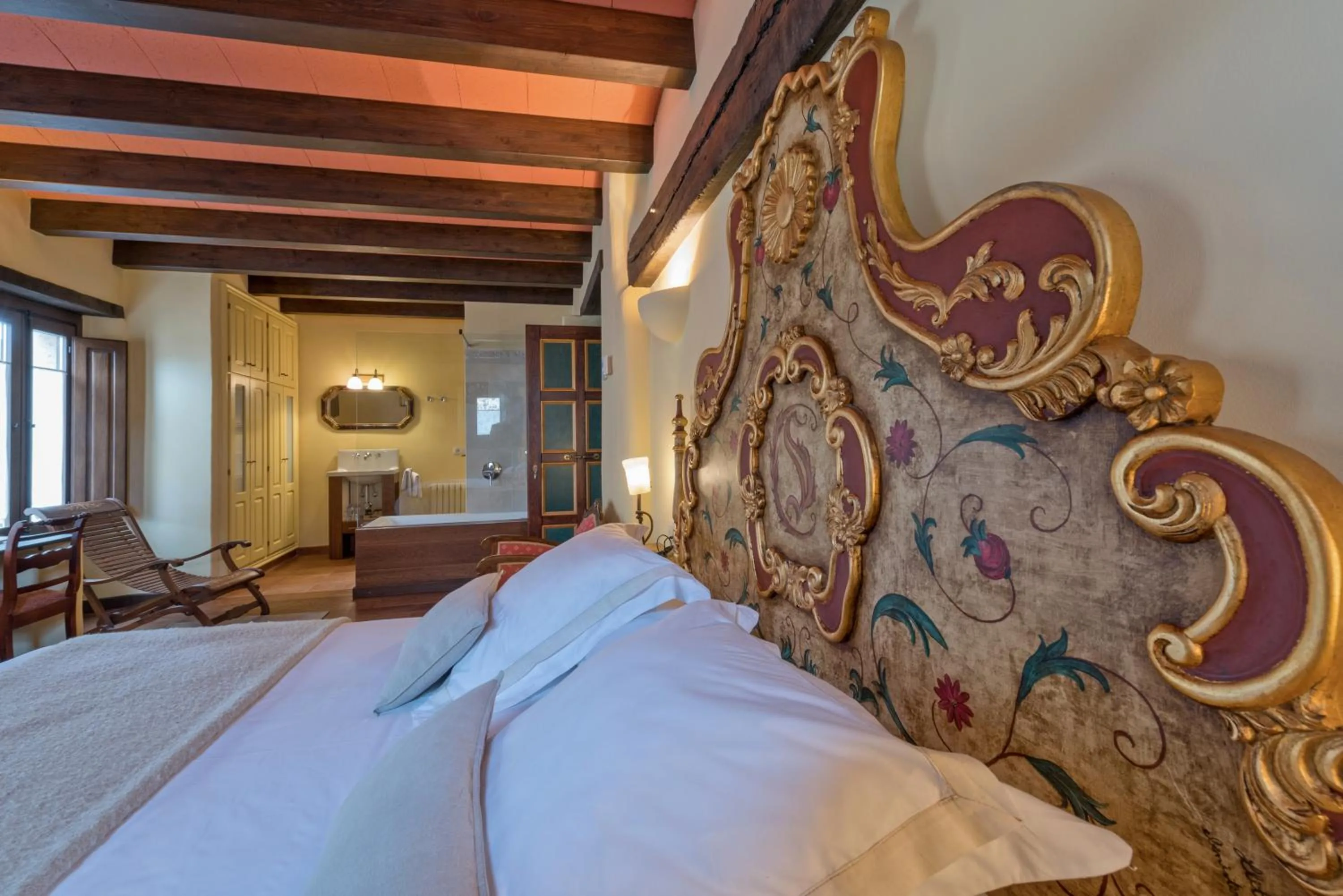 Superior Double Room with Balcony (Adults only) in Hotel Cal Sastre