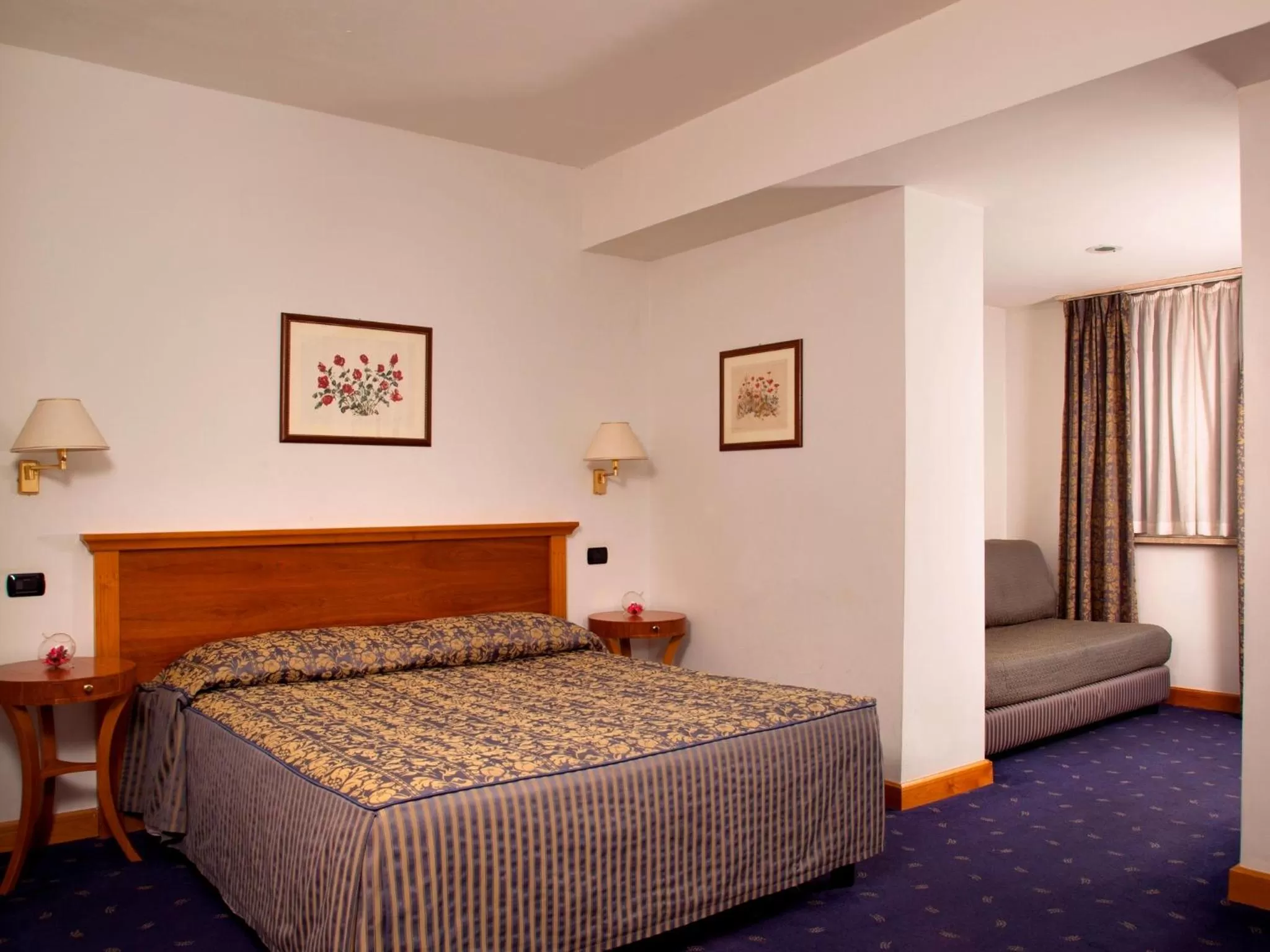 Bed in Hotel Diplomatic