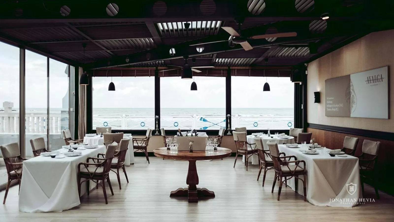 Restaurant/places to eat in Hotel Villa Rosario II, Edificio Moderno