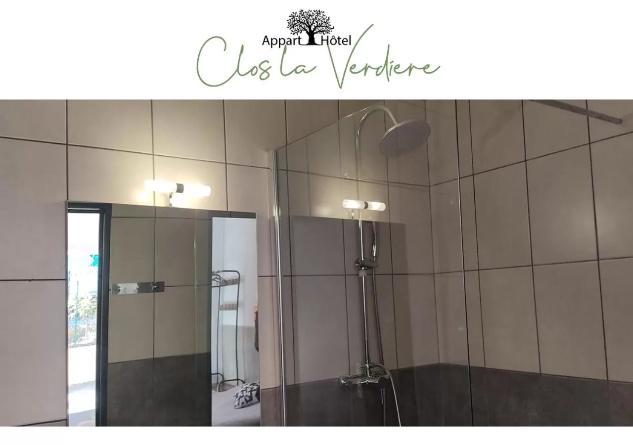 Bathroom in Le Clos la Verdière