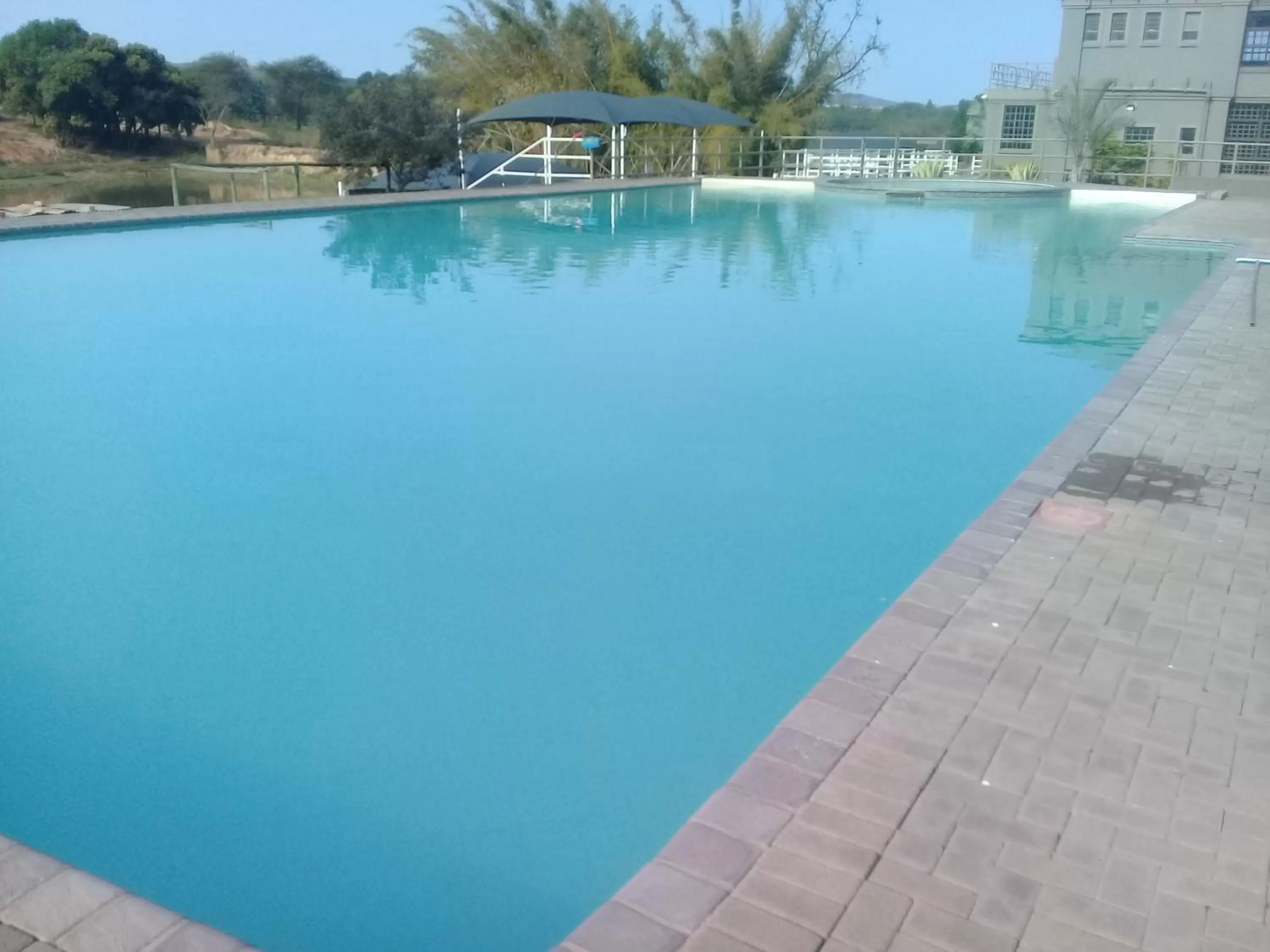 Swimming pool in SIMA SILVER LODGE