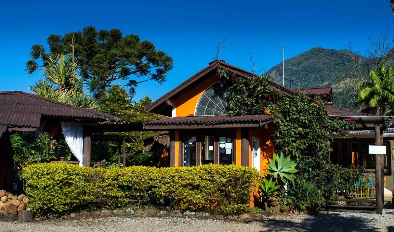 Facade/entrance, Property Building in Pousada Vila Santa Barbara