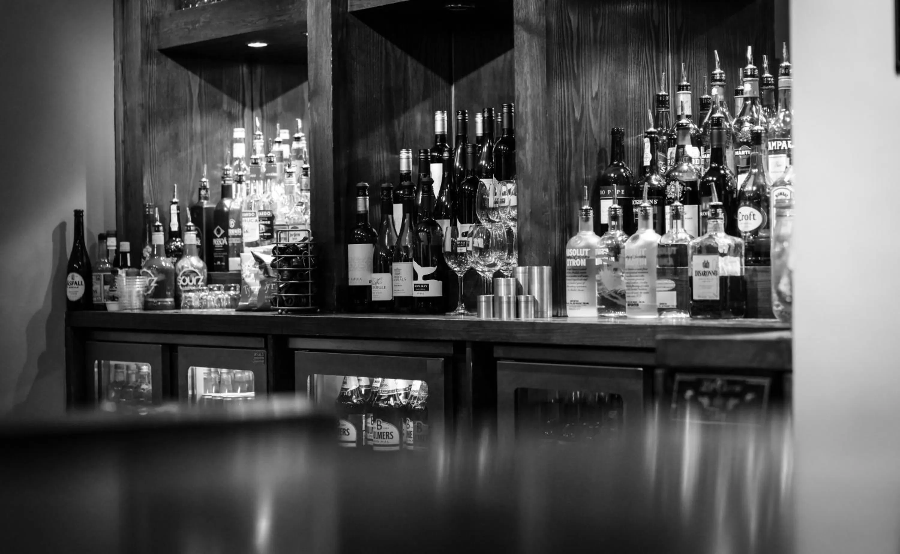 Lounge or bar in Crown Lodge Hotel