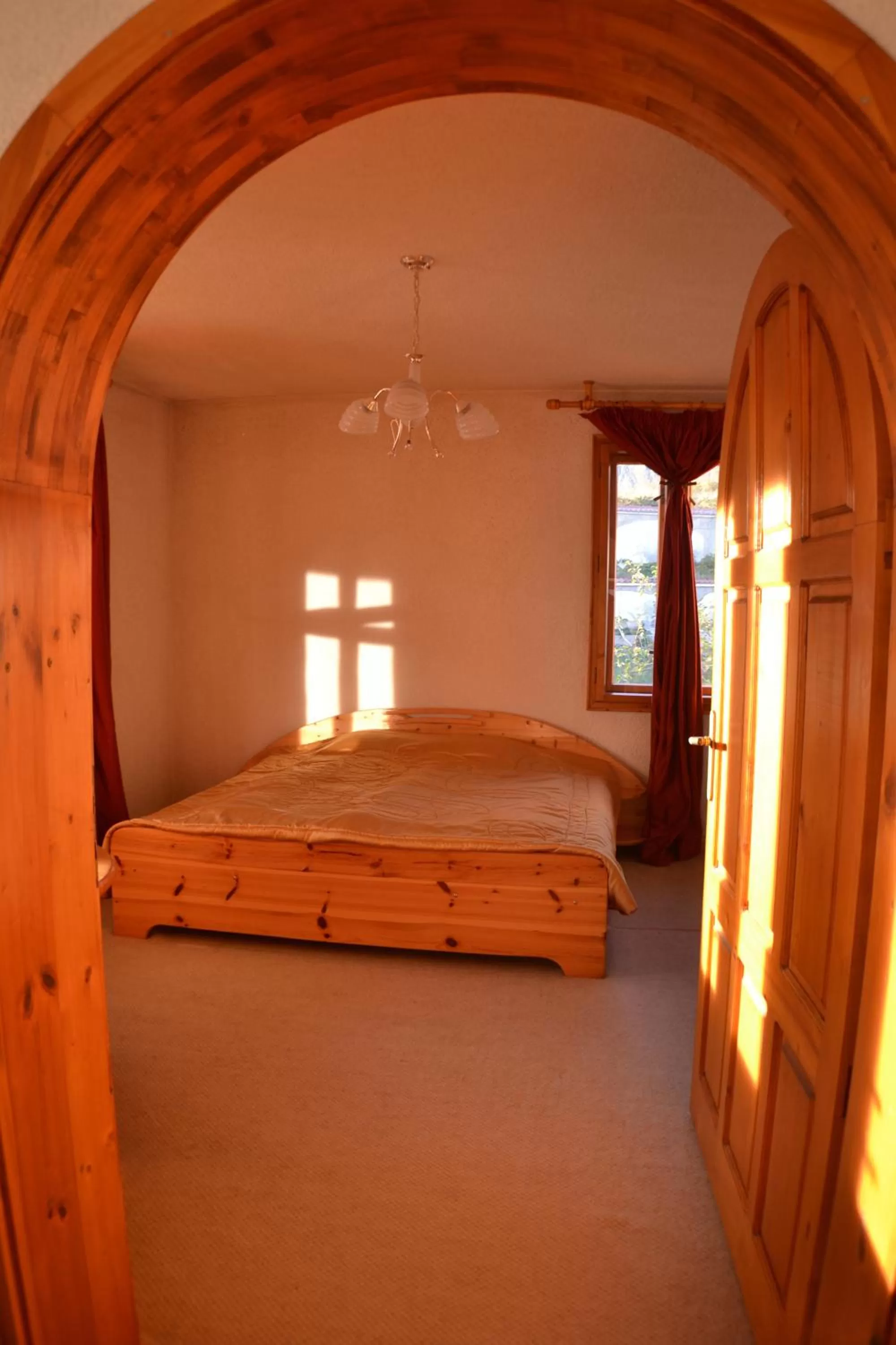 Bedroom, Bed in Family Hotel Silver