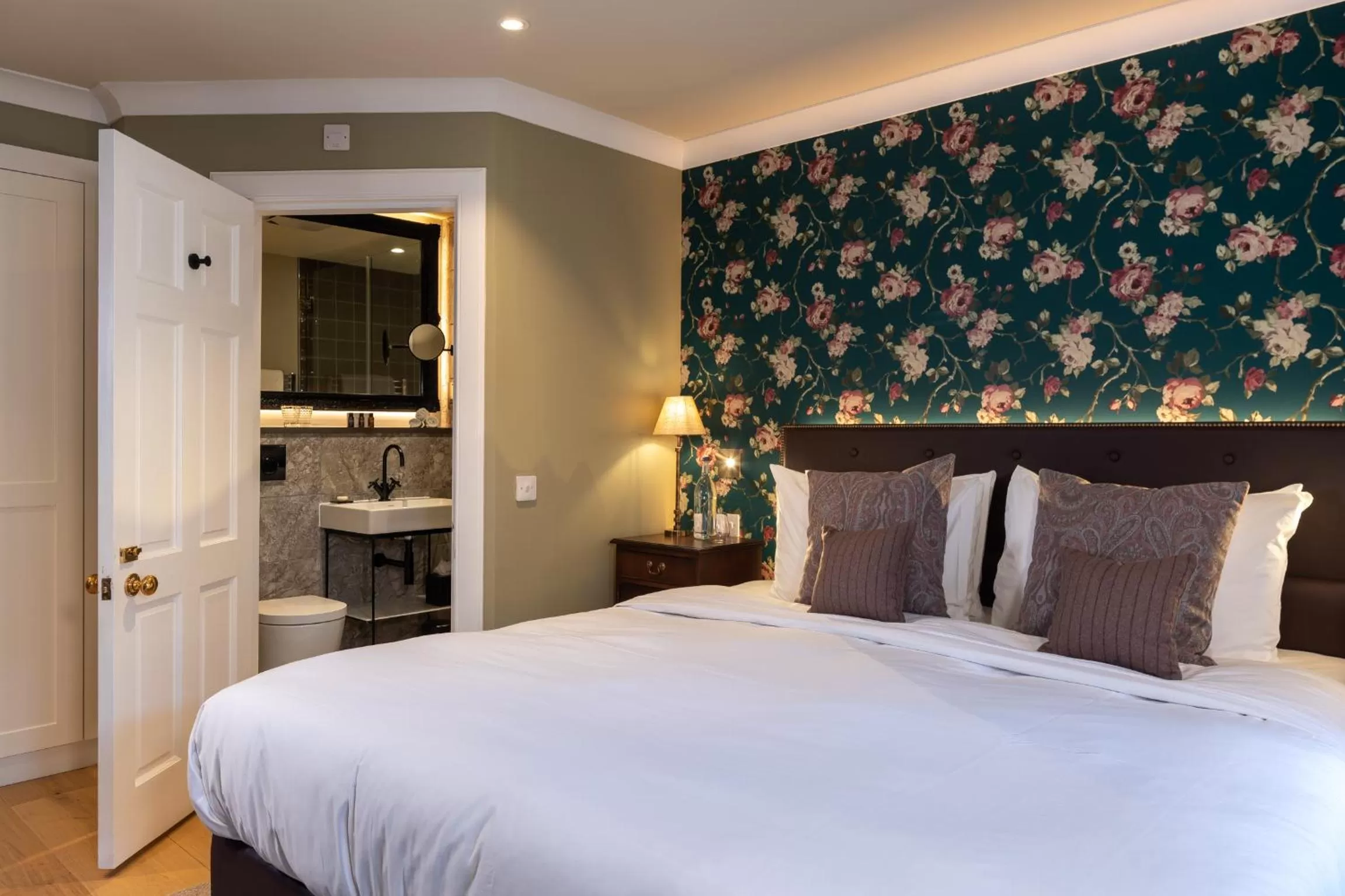 Bed in SCHLOSS Roxburghe, part of Destination by Hyatt