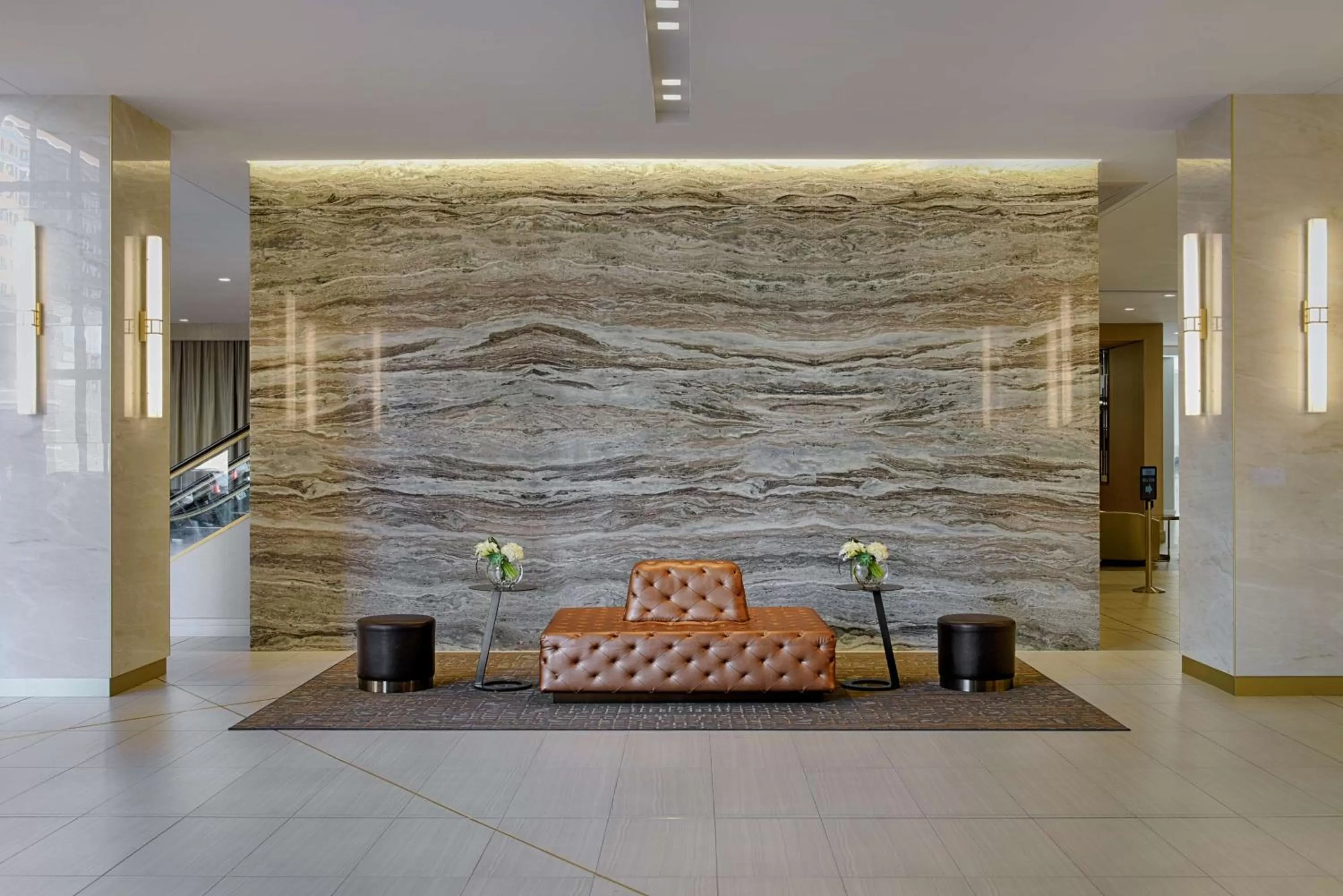 Lobby or reception in Hilton Minneapolis