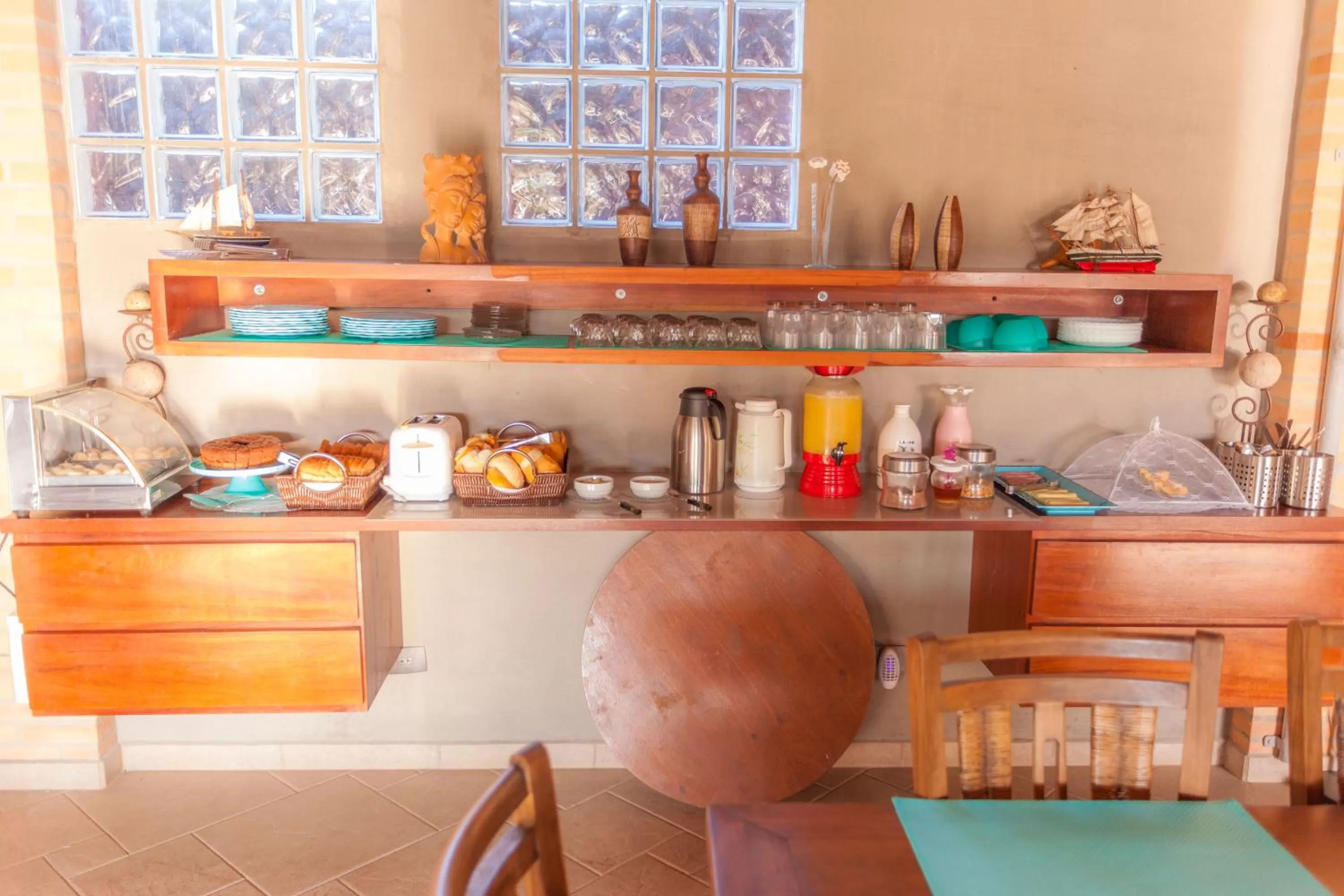 Continental breakfast in Ubatuba Ecologic Pousada