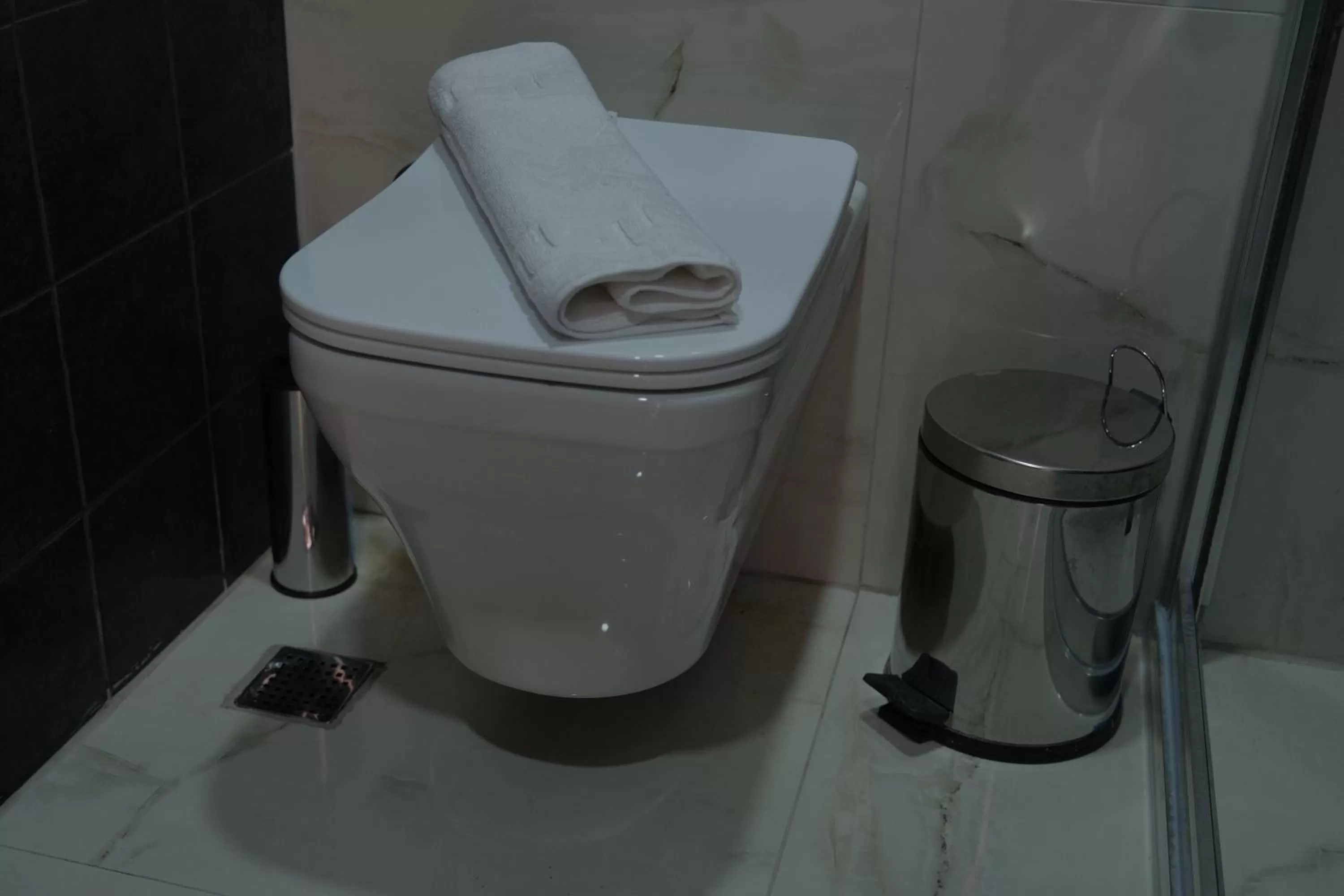 Toilet in Adamantides Hotel