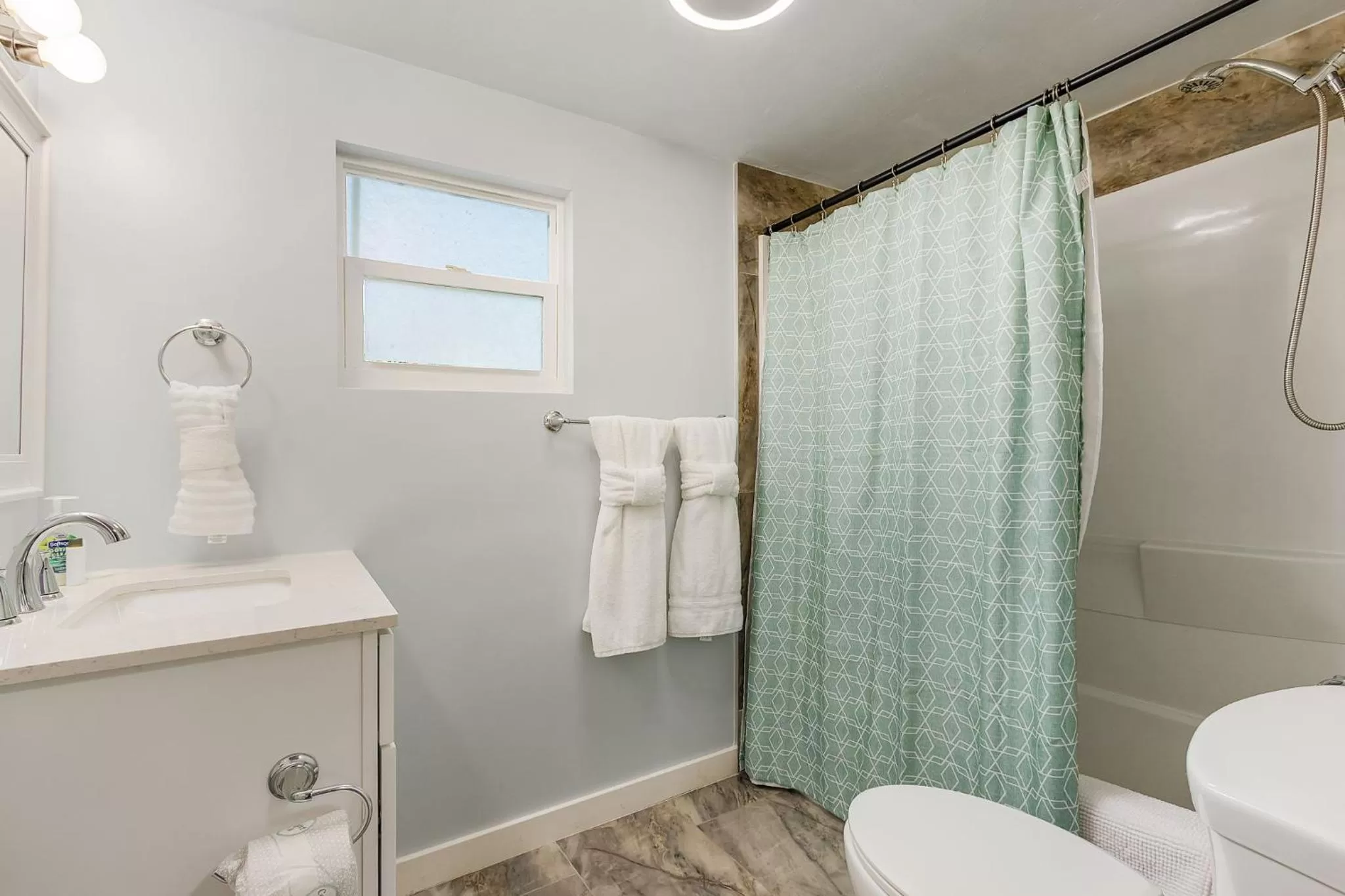 Bathroom in Matlacha on Shoreview