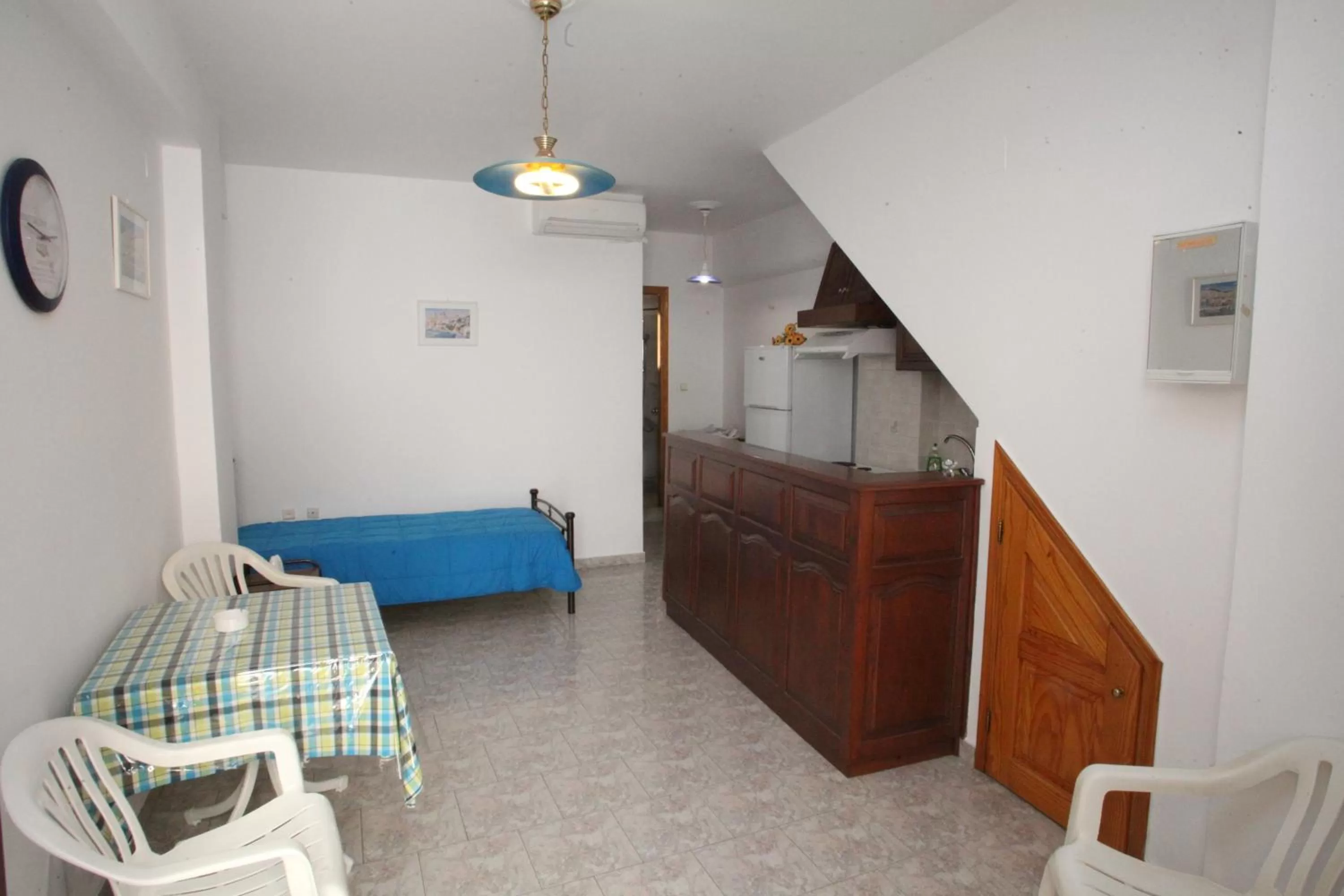 Kitchen or kitchenette, Bed in Afroditi Syros