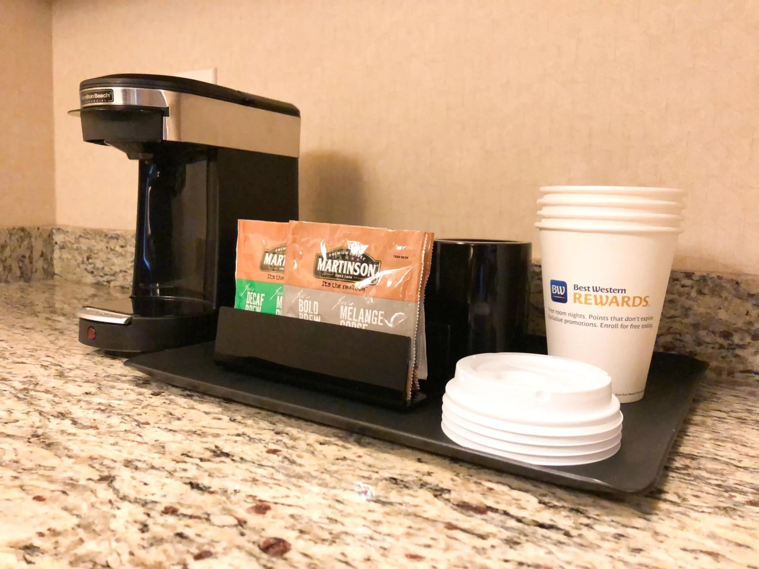 Coffee/tea facilities in Best Western Bonnyville Inn & Suites