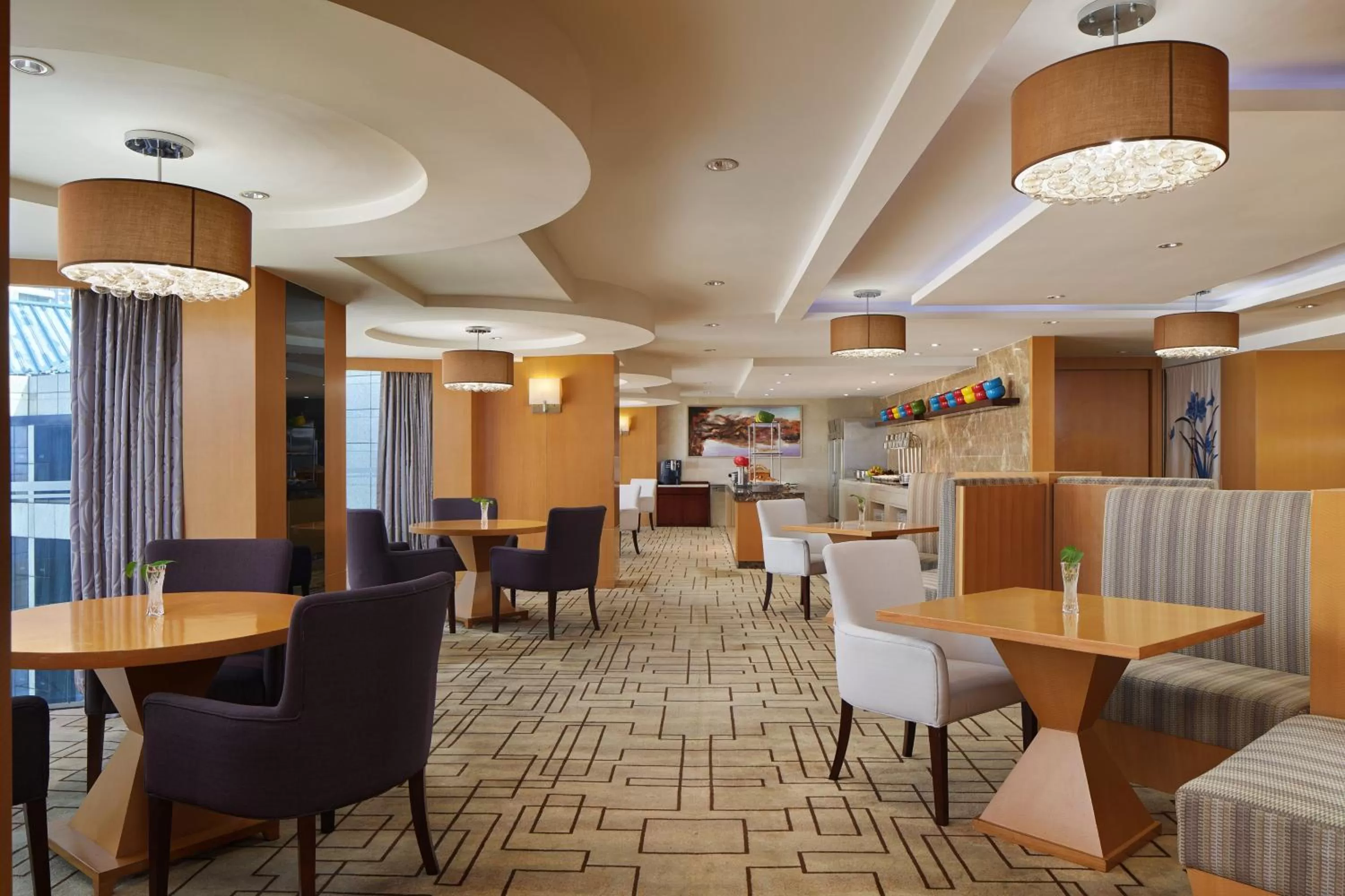 Lounge or bar in Sheraton Yantai Golden Beach Resort