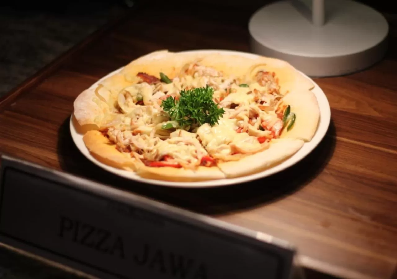 Food and drinks in Midtown Hotel Surabaya