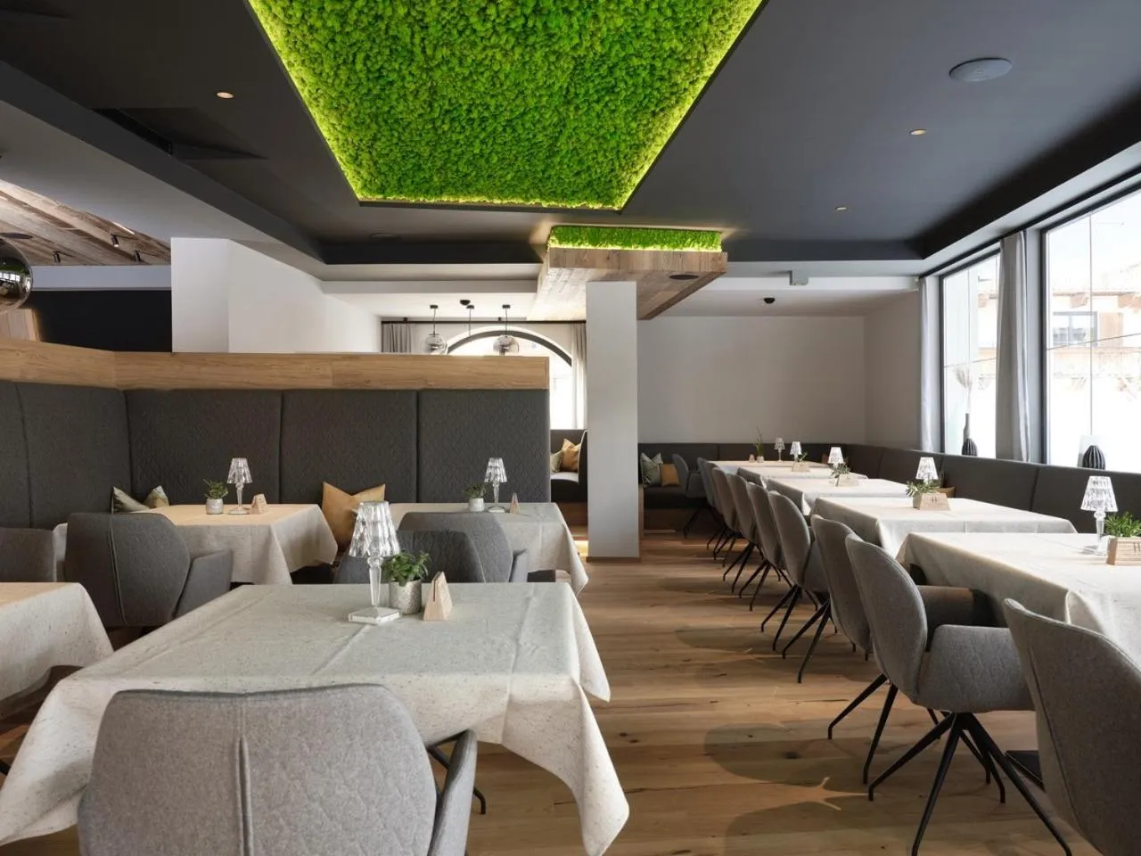 Restaurant/places to eat in Hotel & Appartements Heigenhauser