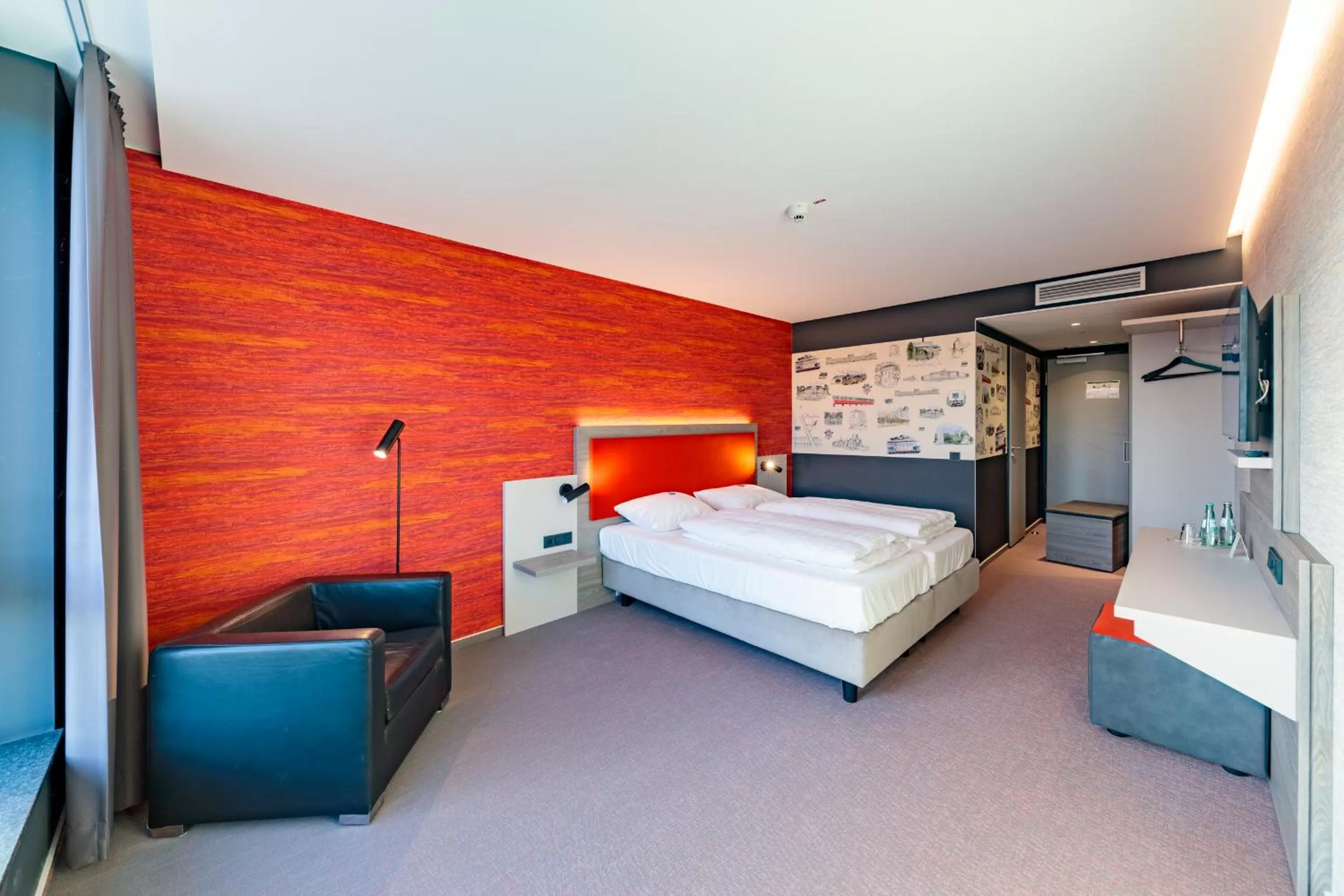 Photo of the whole room, Bed in Hotel am Rüssel