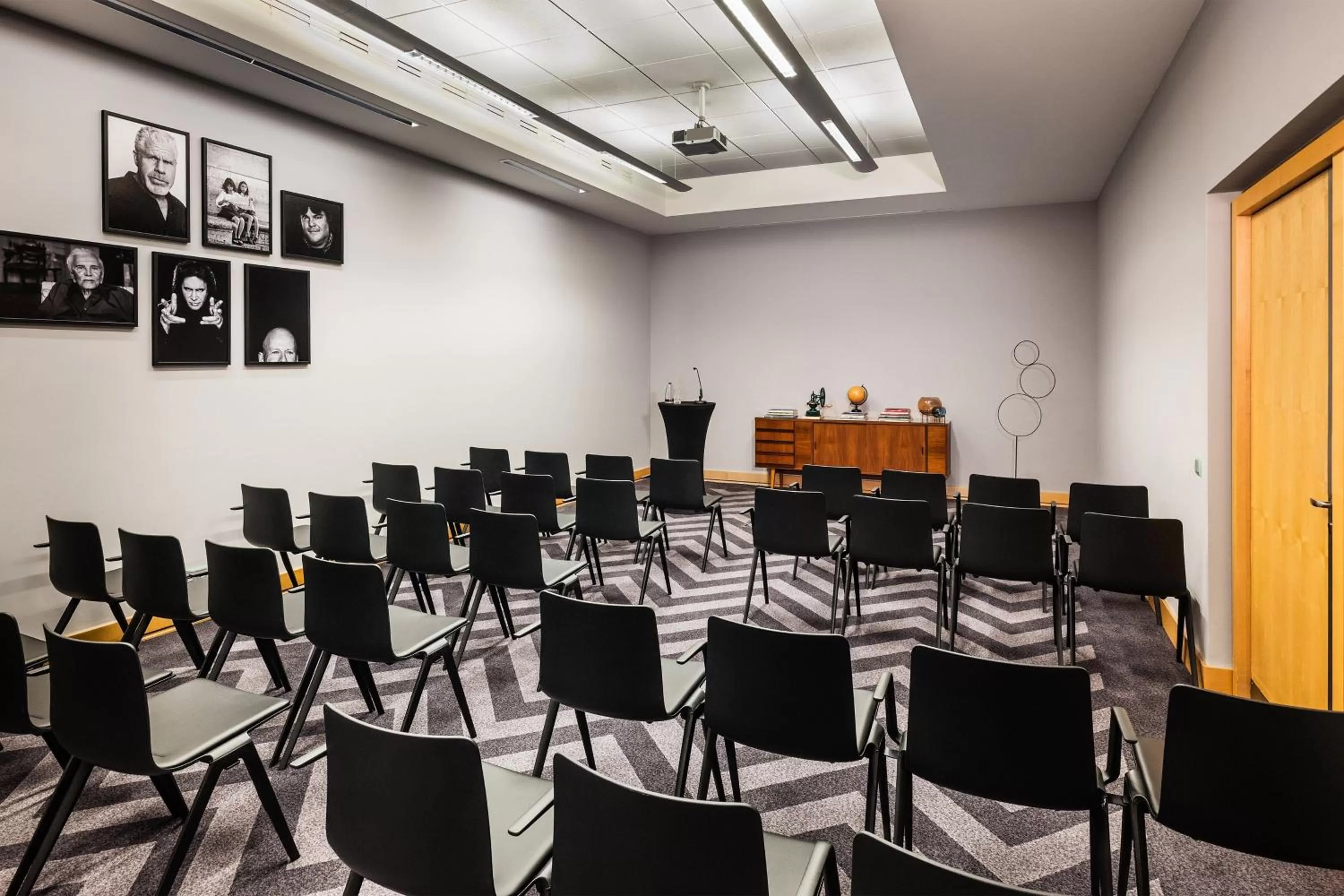 Meeting/conference room in Le Méridien Vienna