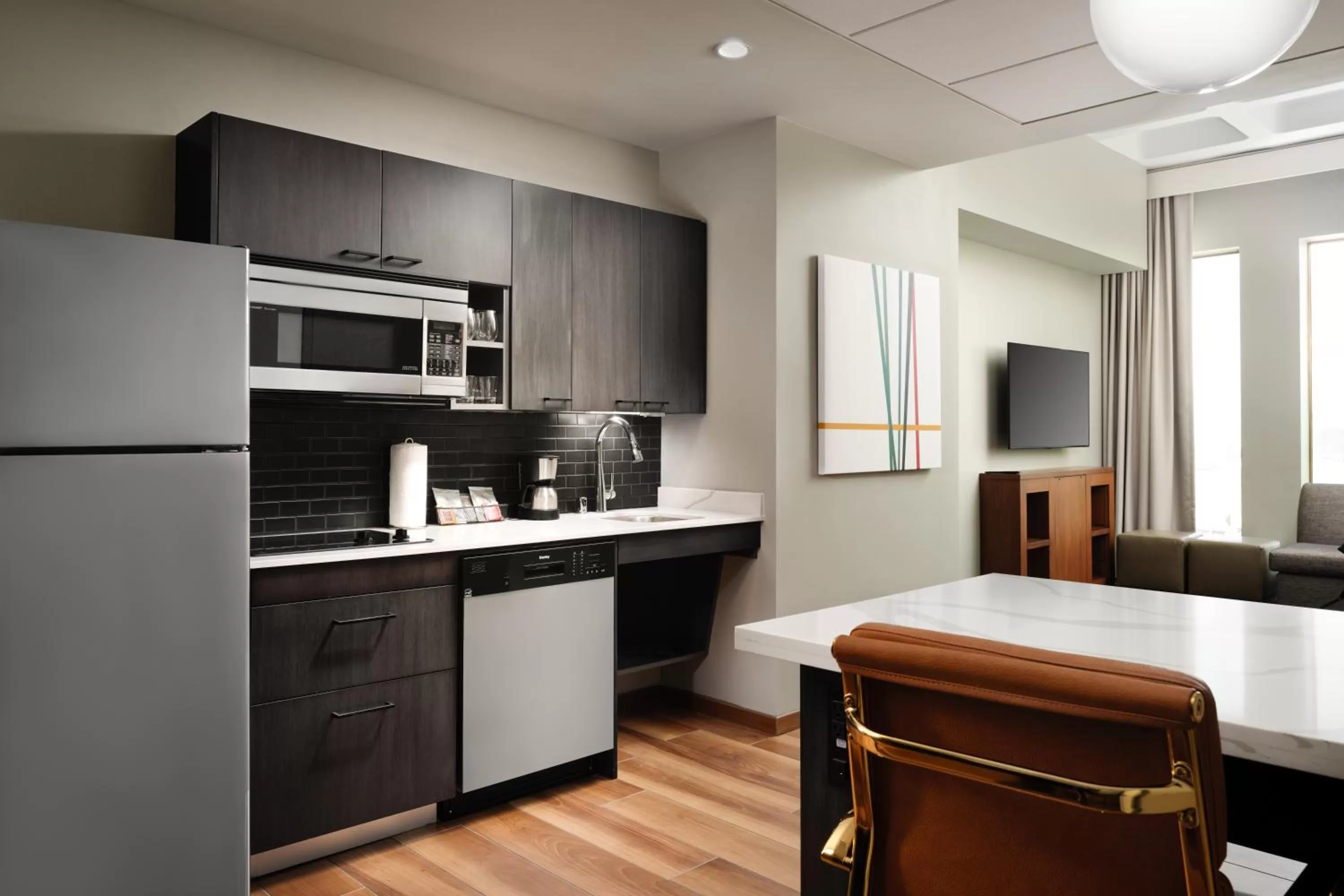 Kitchen or kitchenette in Hyatt House LAX Century Blvd