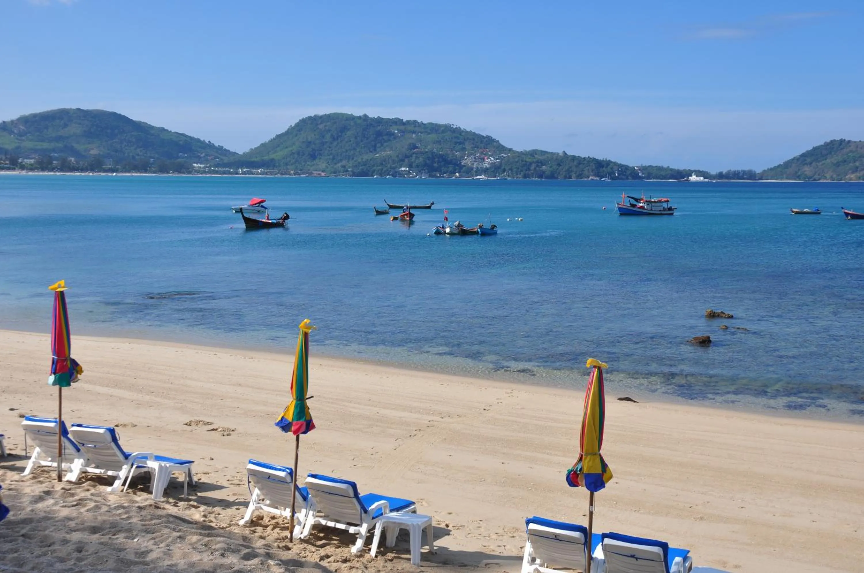 Beach in Patong Lodge Hotel - Thailand's Green Hotel Plus
