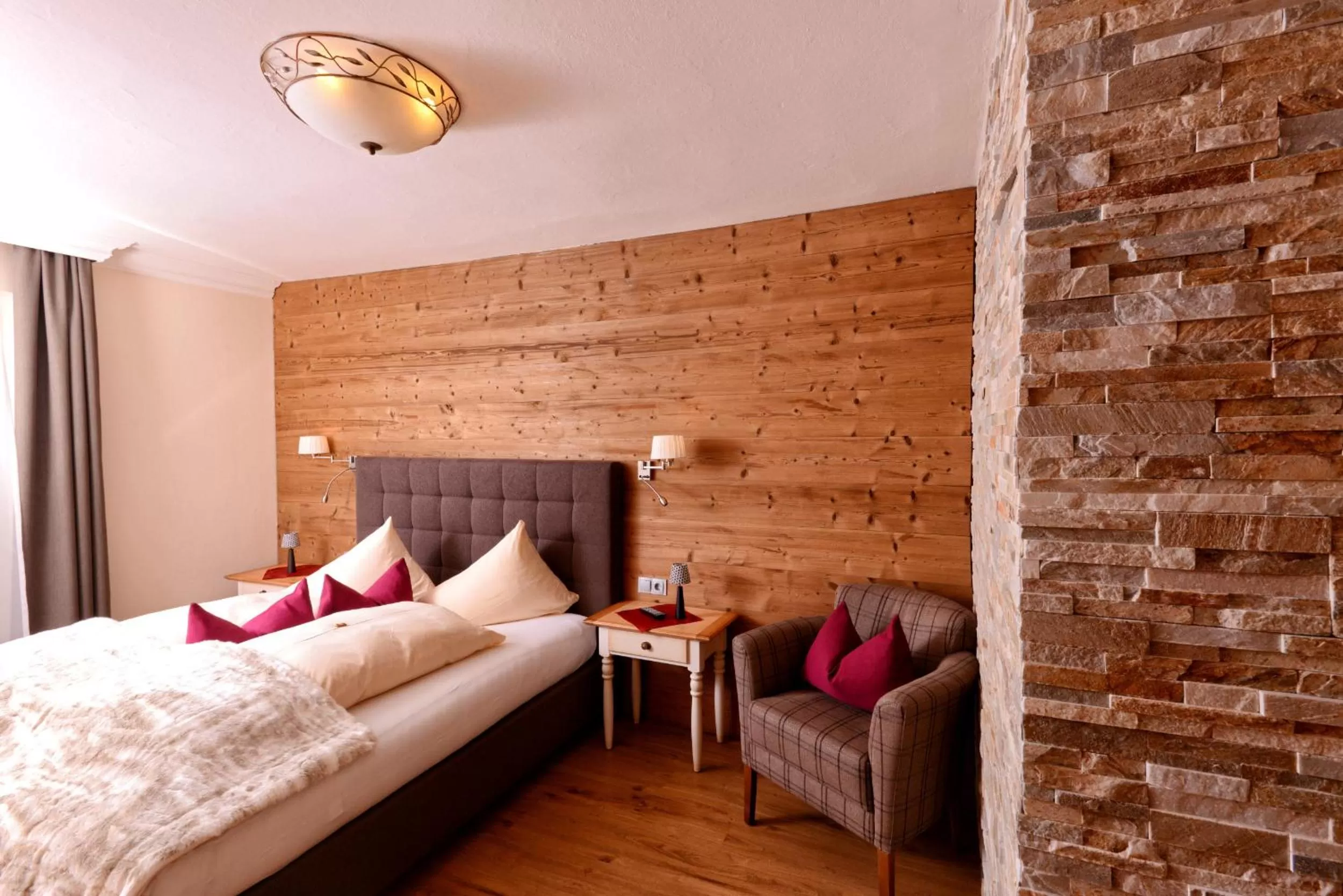 Photo of the whole room, Bed in Hotel Schartner