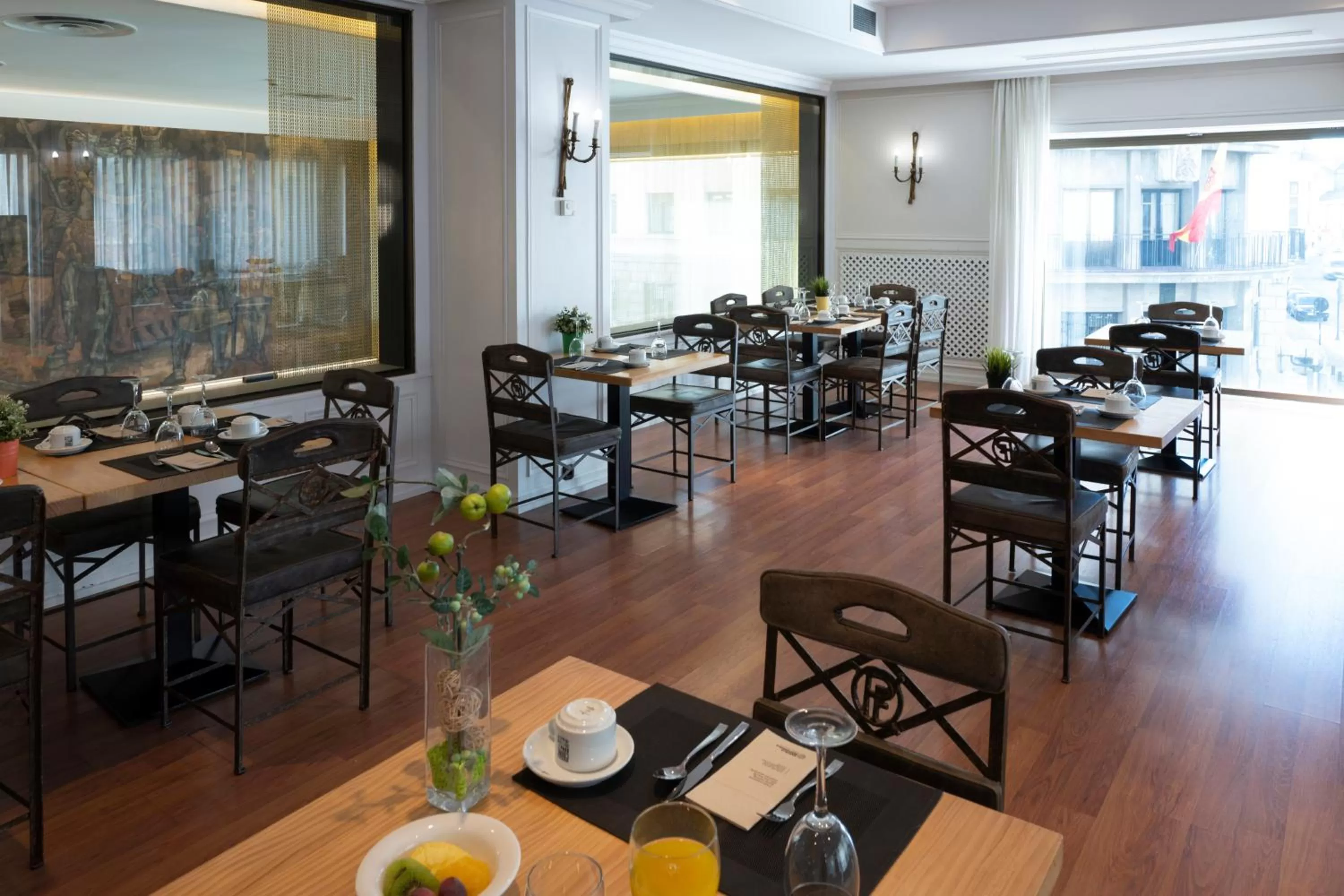 Breakfast in Barceló León Conde Luna