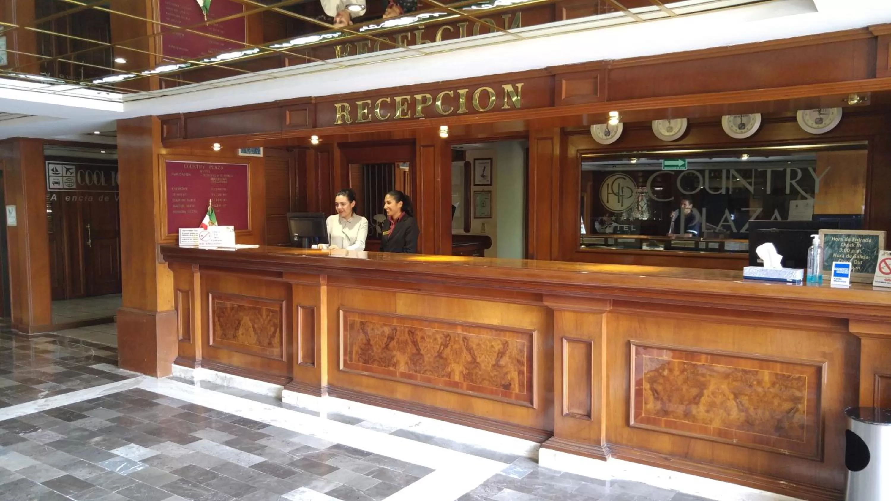 Property building in Country Plaza