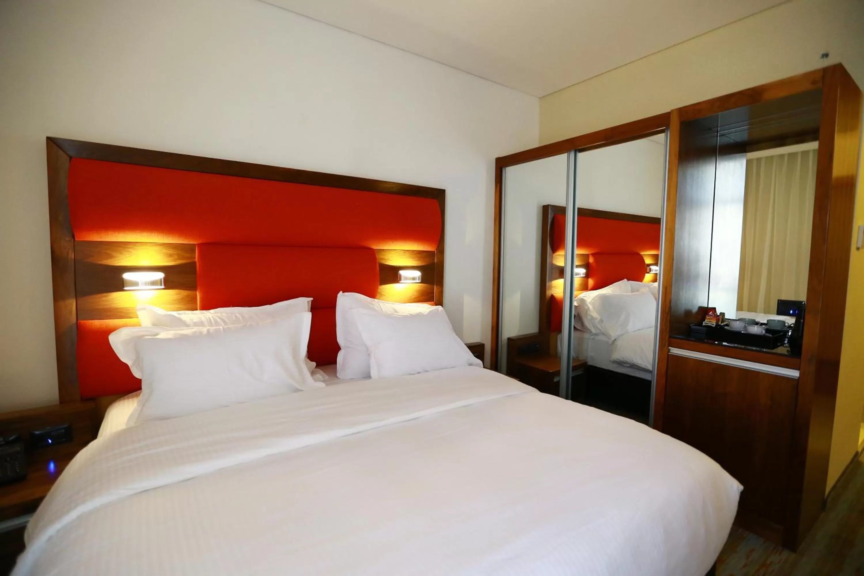 Bedroom, Bed in Garden Hotel Boutique & Events