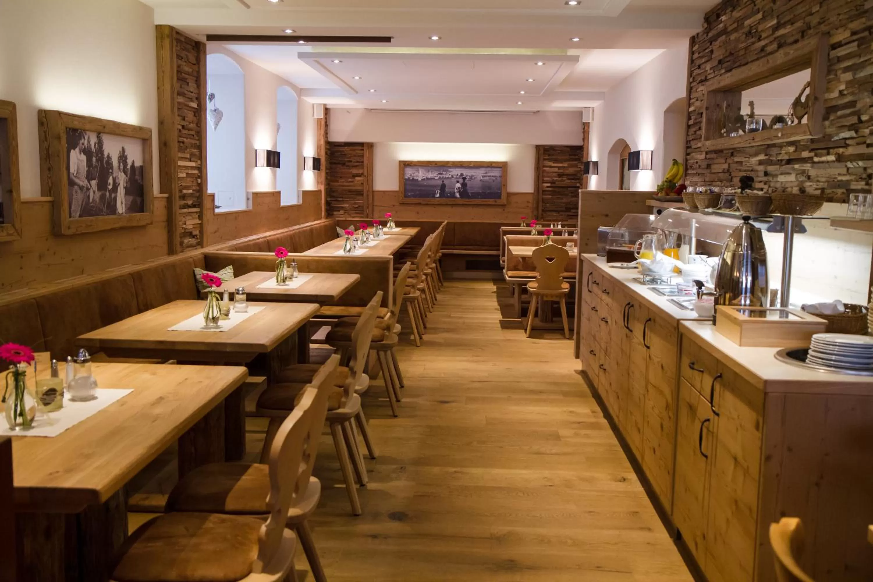 Restaurant/Places to Eat in Hotel-Gasthof Blaue Traube e.K.