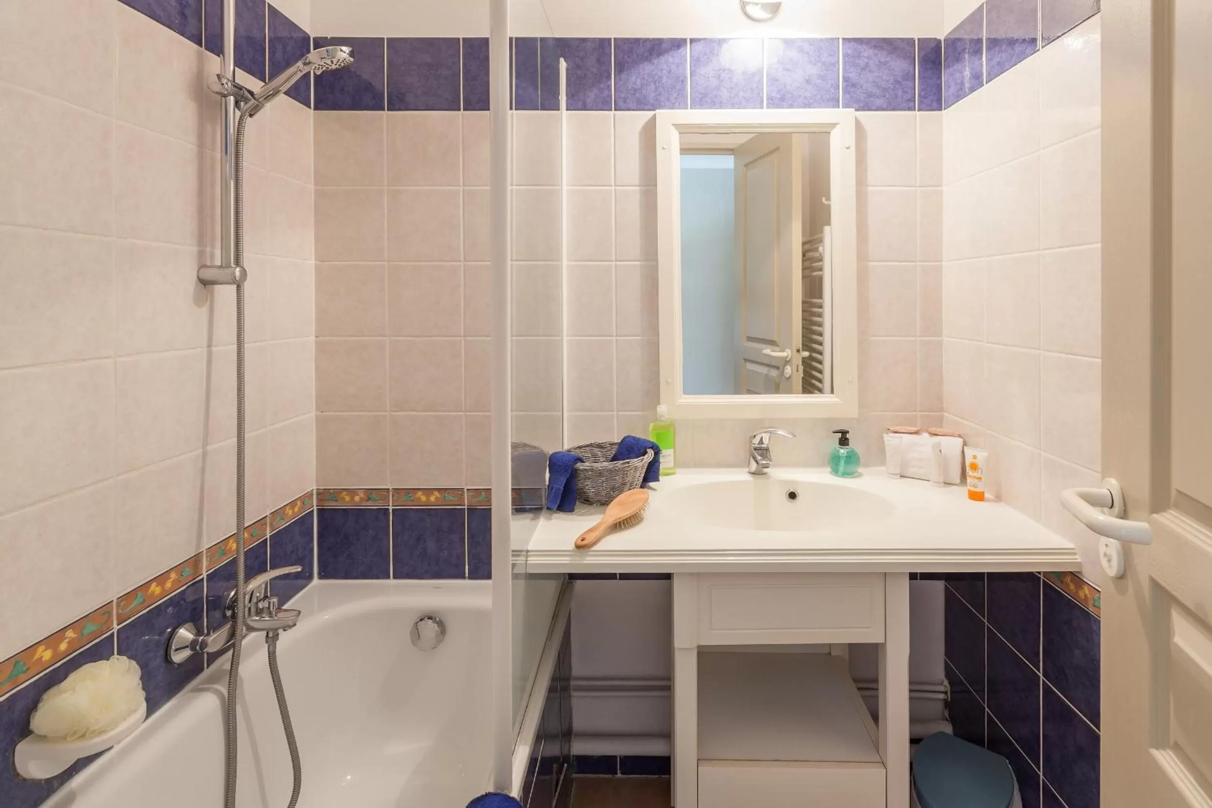 Shower in Résidence Pierre & Vacances le Hameau de la Pinède