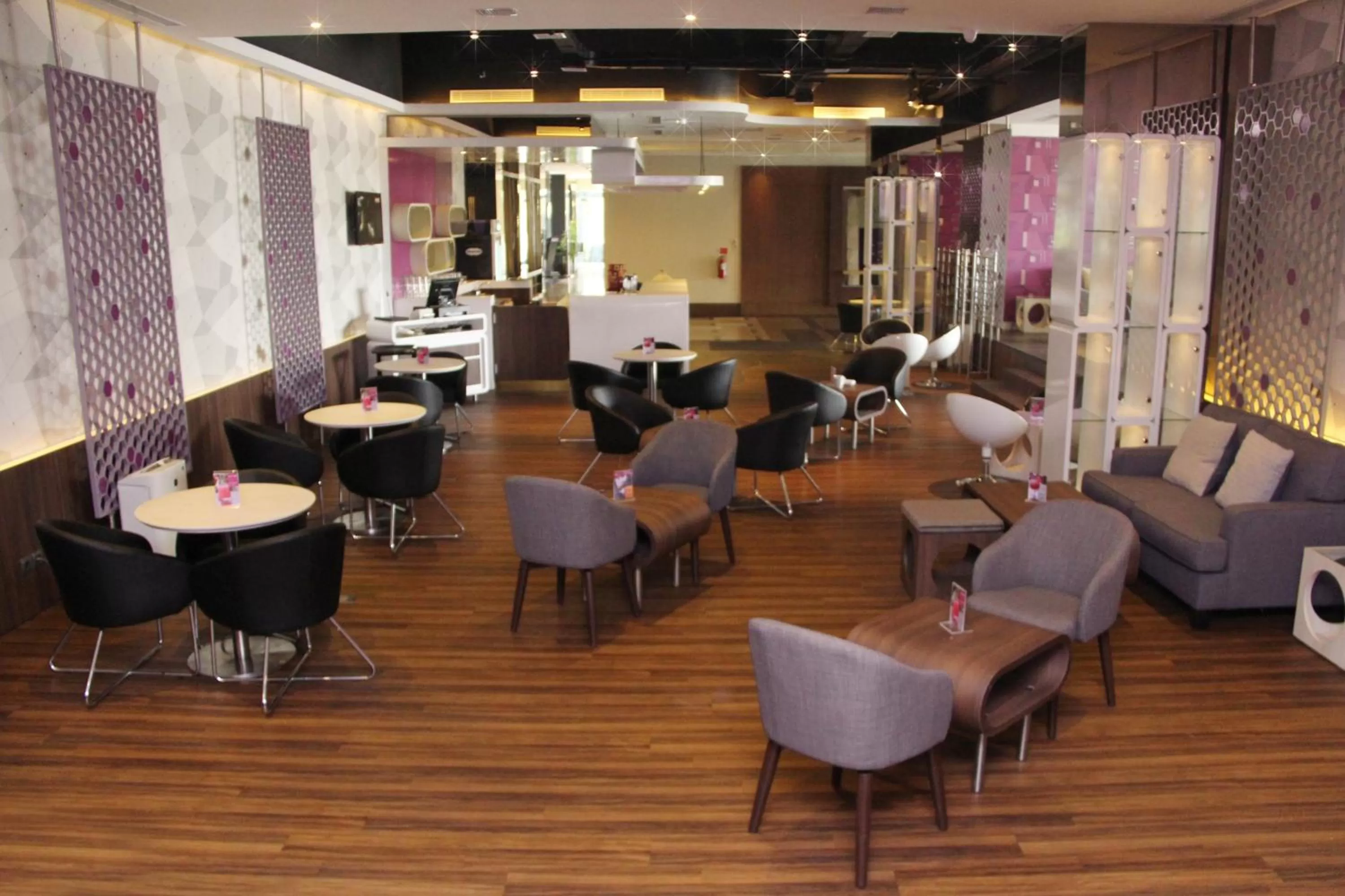 Staff in Holiday Inn Bandung Pasteur by IHG